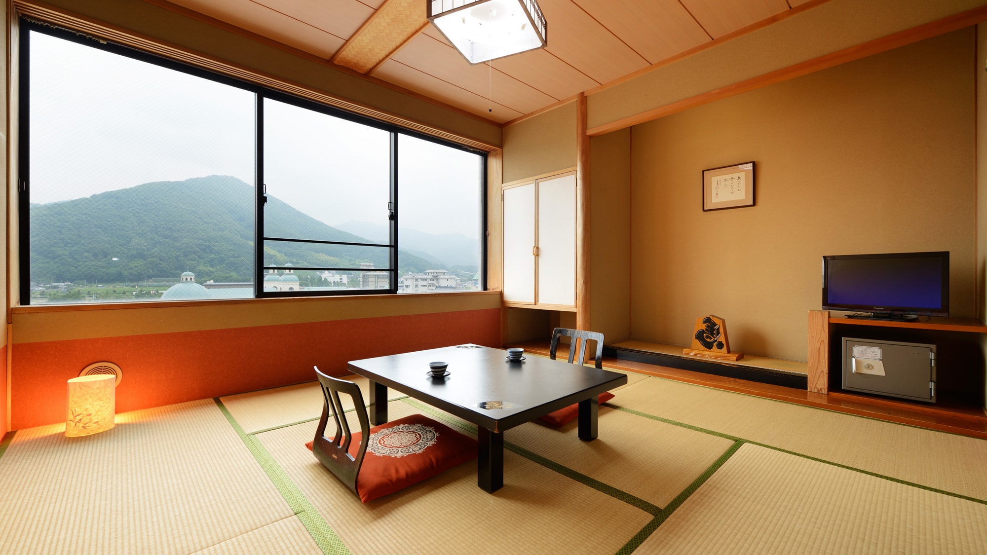 [Main building] Japanese-style room 8 tatami mats