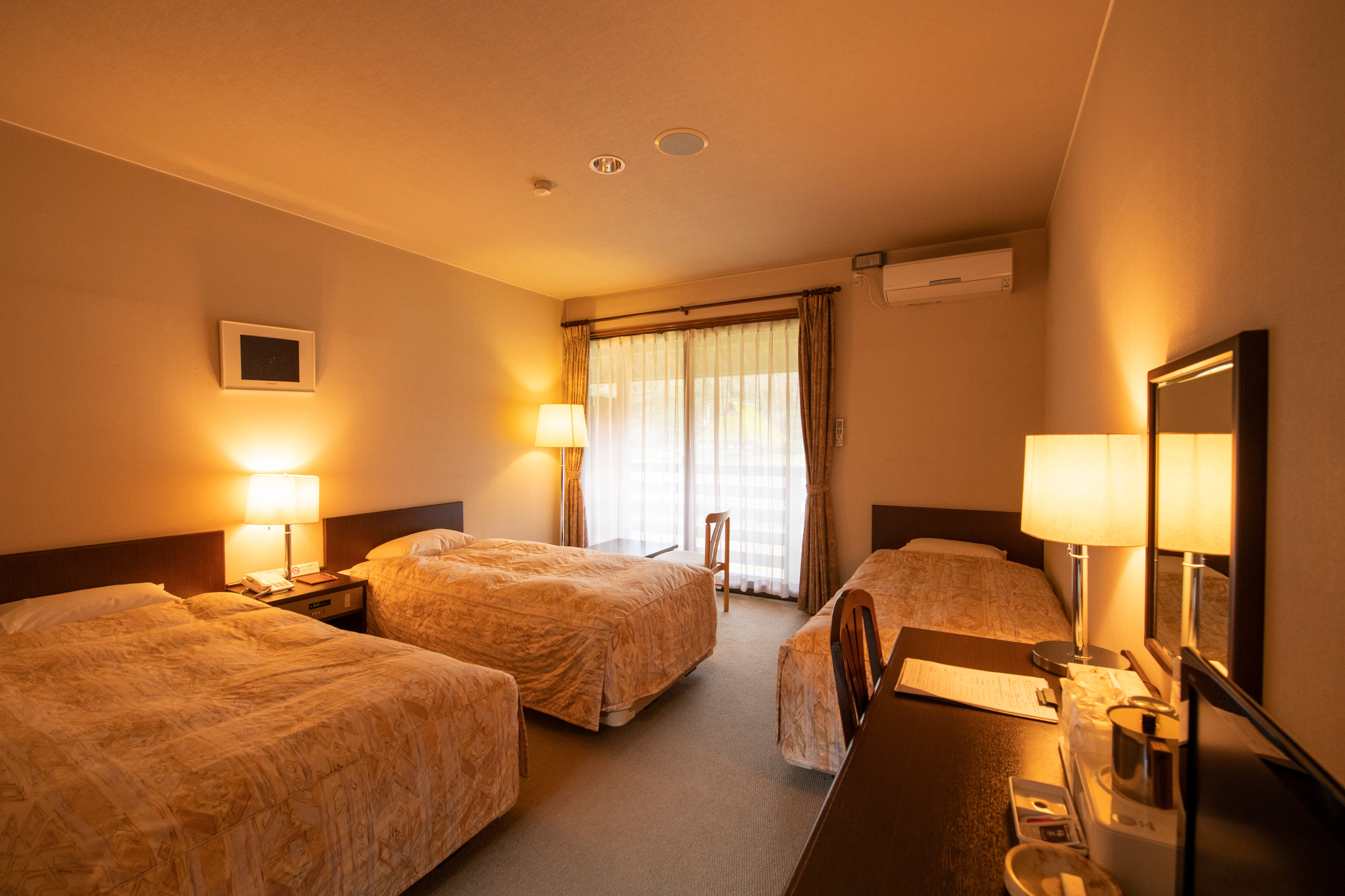 Western-style room