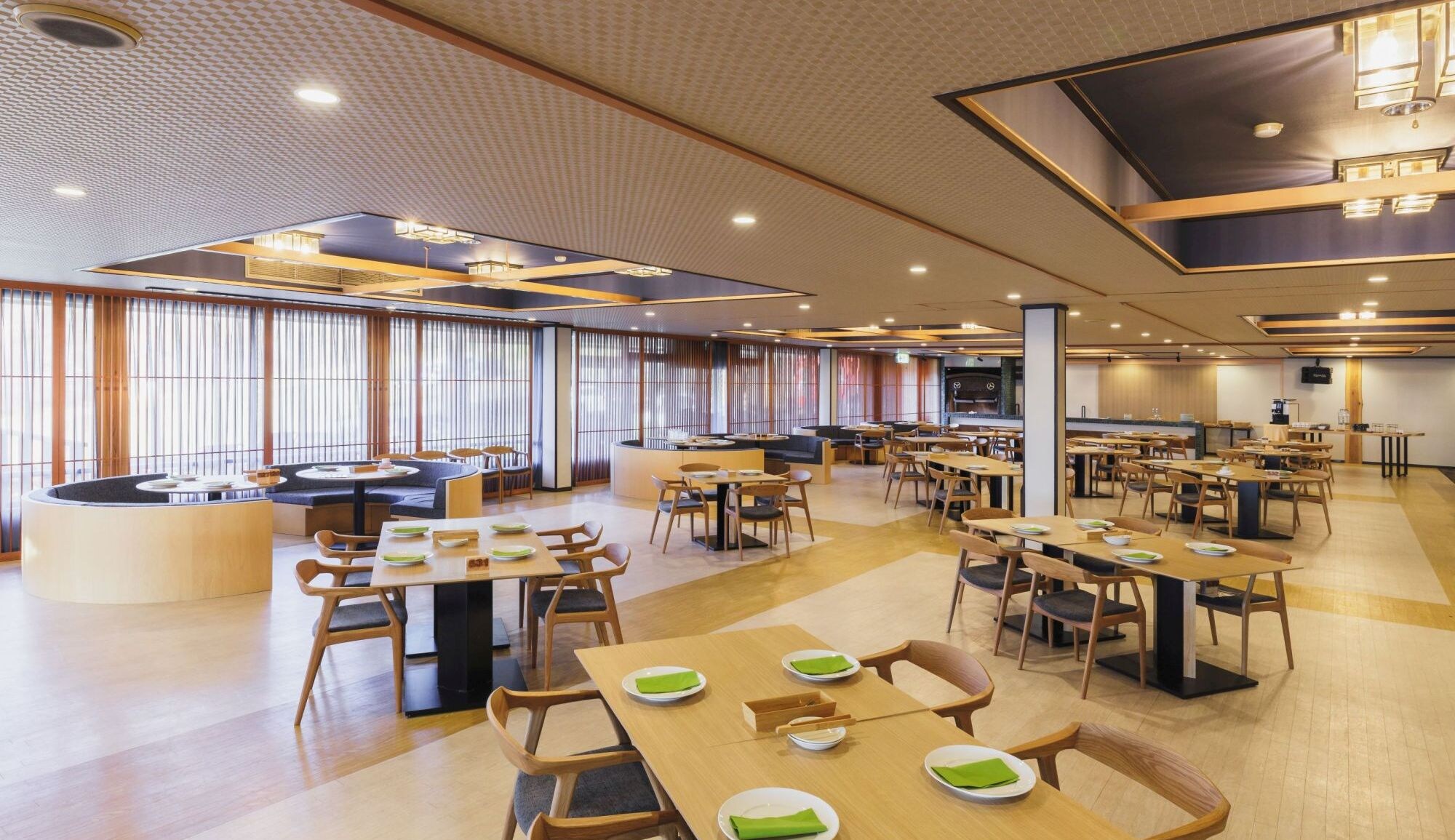 [Zao beef firewood grill + half buffet] Enjoy 100g of Zao beef as the main dish, and about 10 other items in the half buffet.