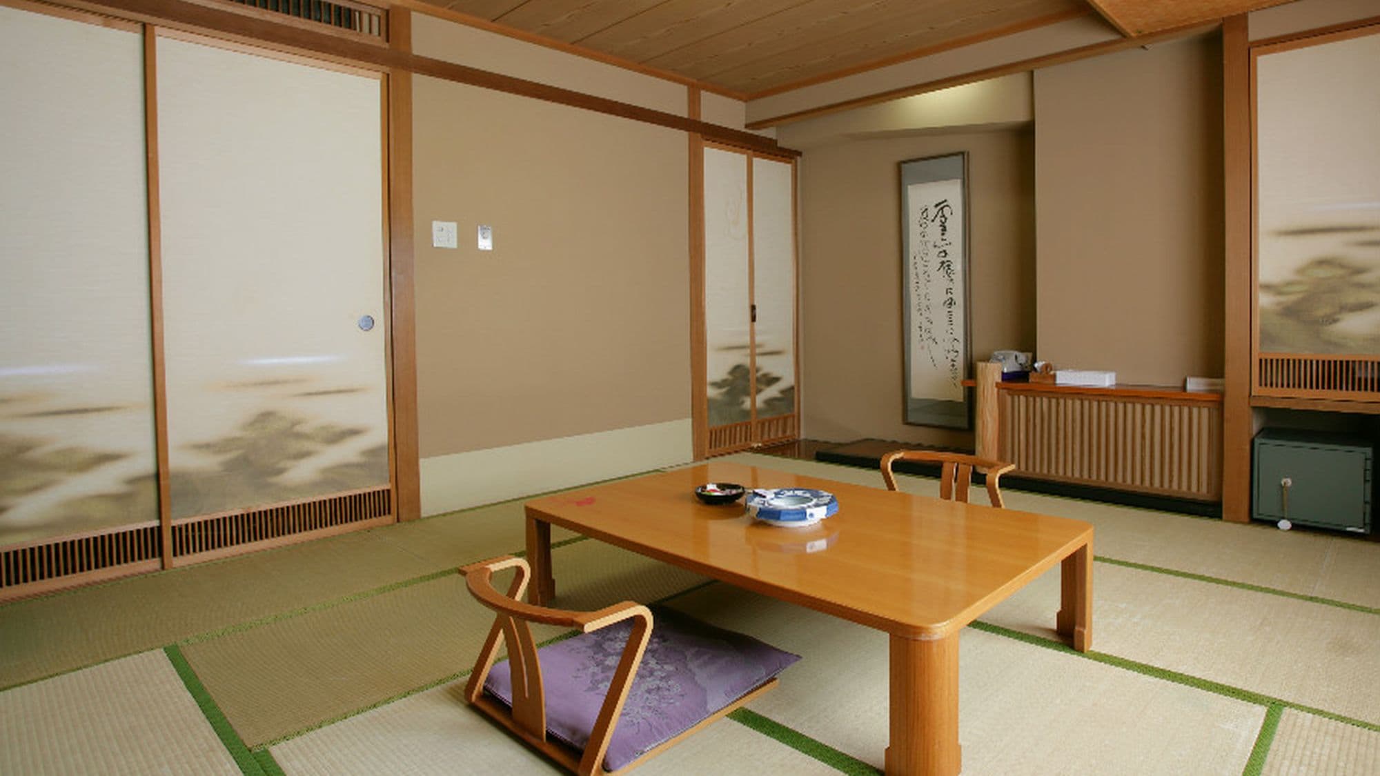 [Kamar bergaya Jepang] Saya suka kamar bergaya Jepang di mana Anda bisa berbaring setelah mandi!