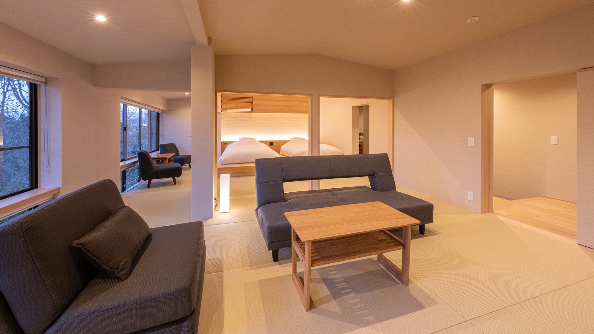 [With lounge] Junior suite with indoor bath [Takamine]