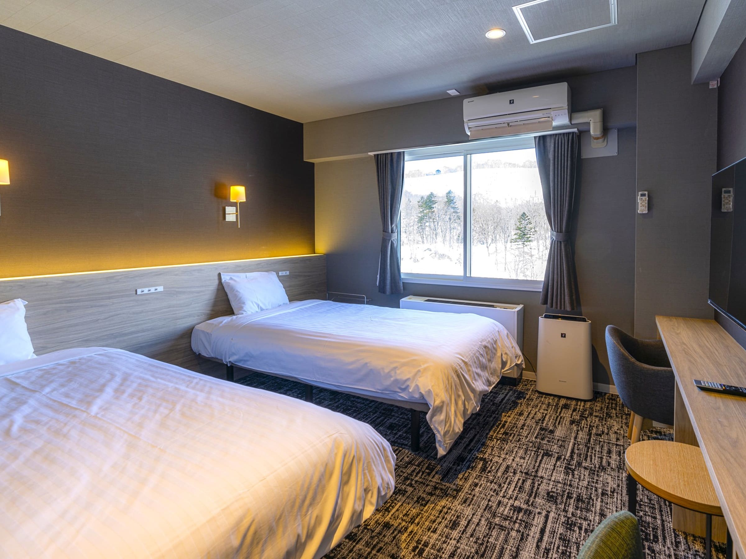 Example of a Comfort Plus Western-style twin room