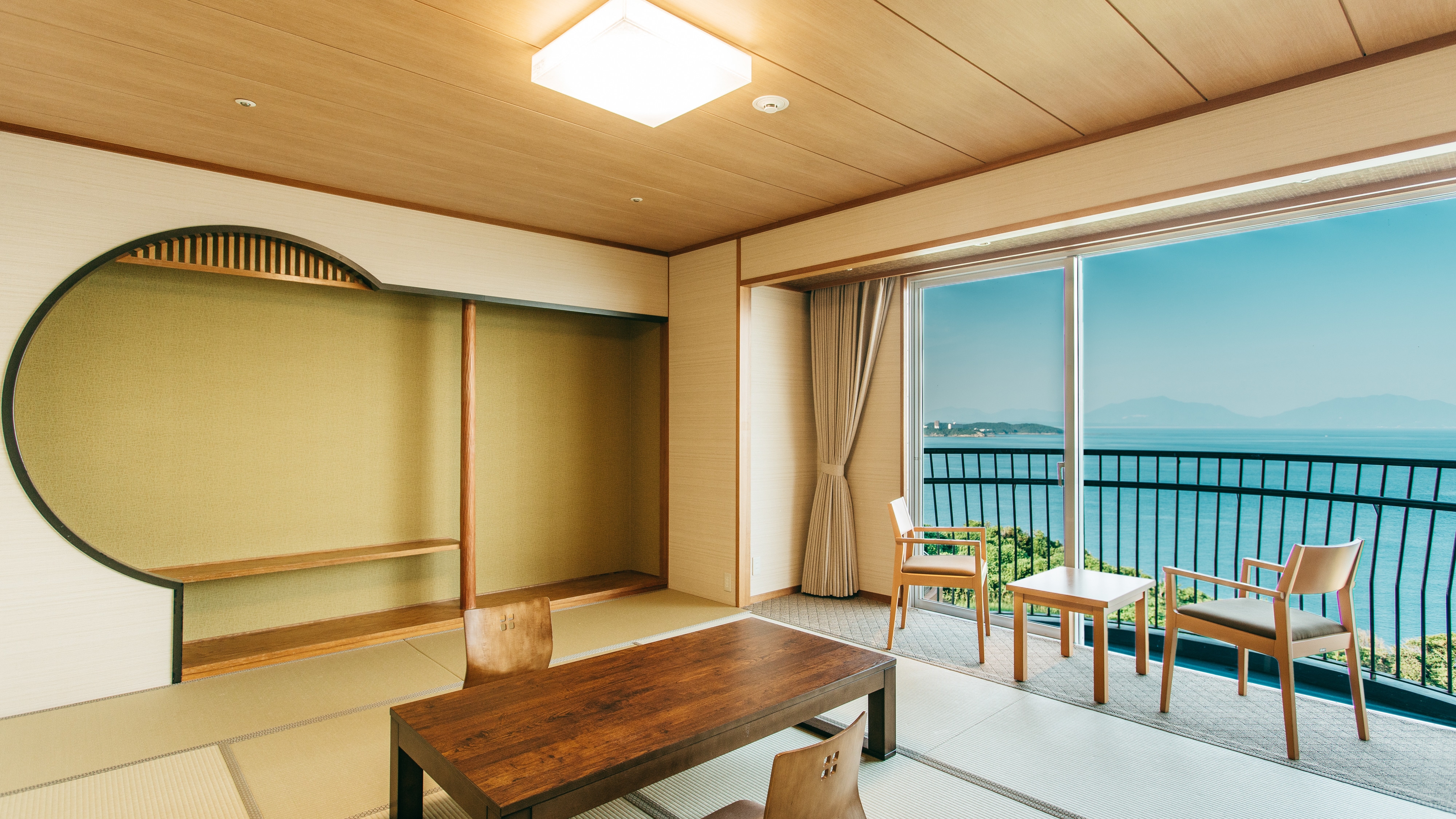 [Ocean view] Japanese style room 10 tatami mats