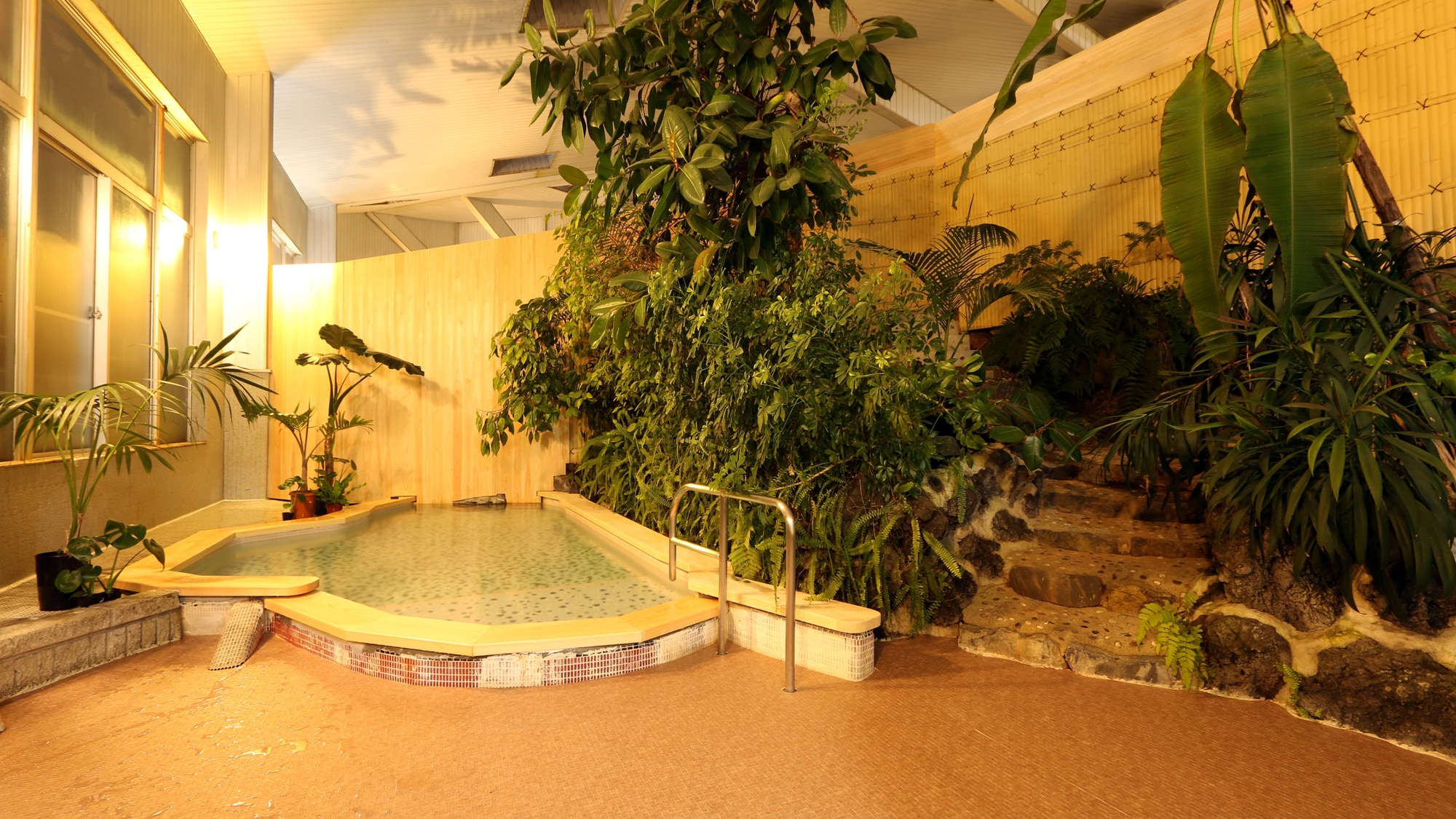Women's bath: Renovated in February 2017! This natural hot spring has a high heat retention effect and leaves women's skin feeling silky smooth.