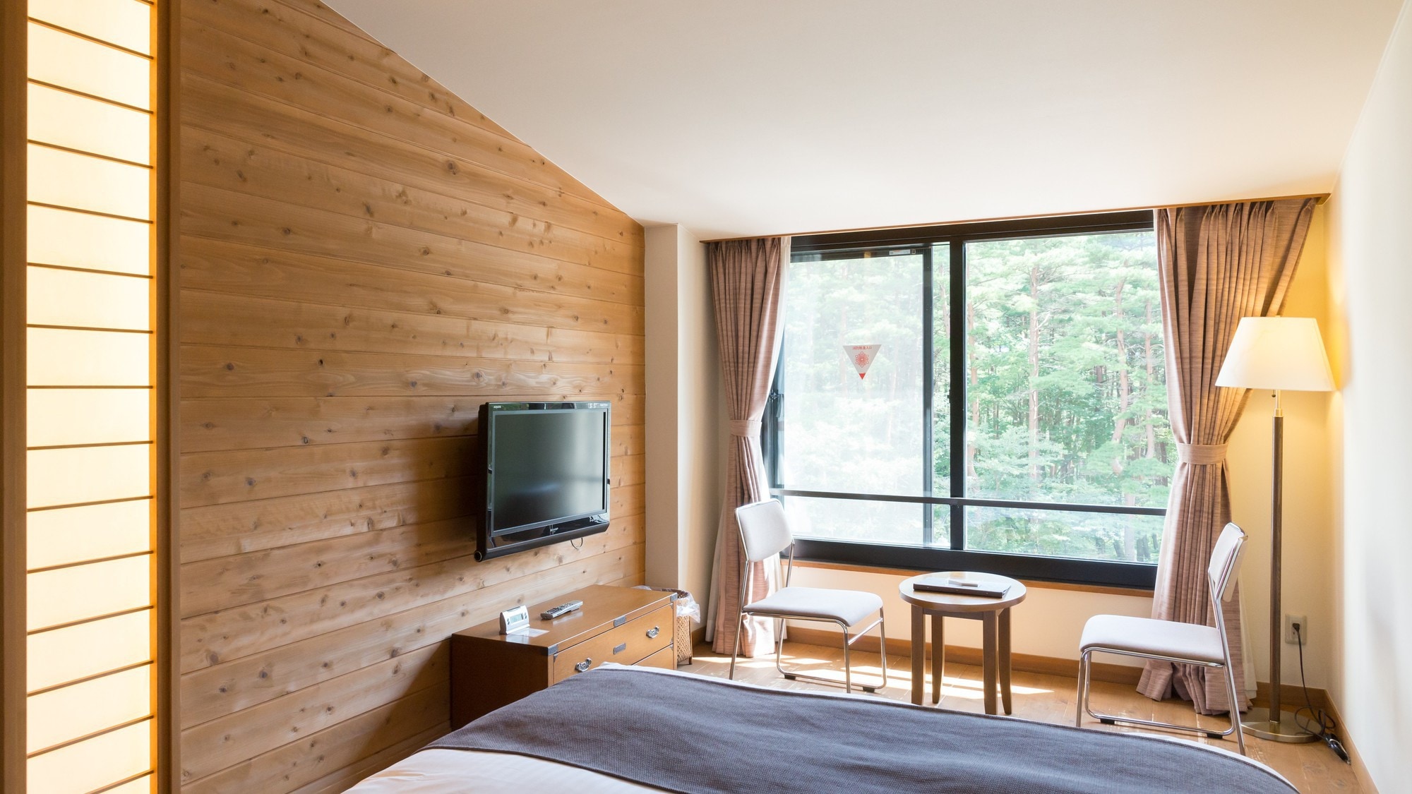 Western-style room double (Japanese modern)