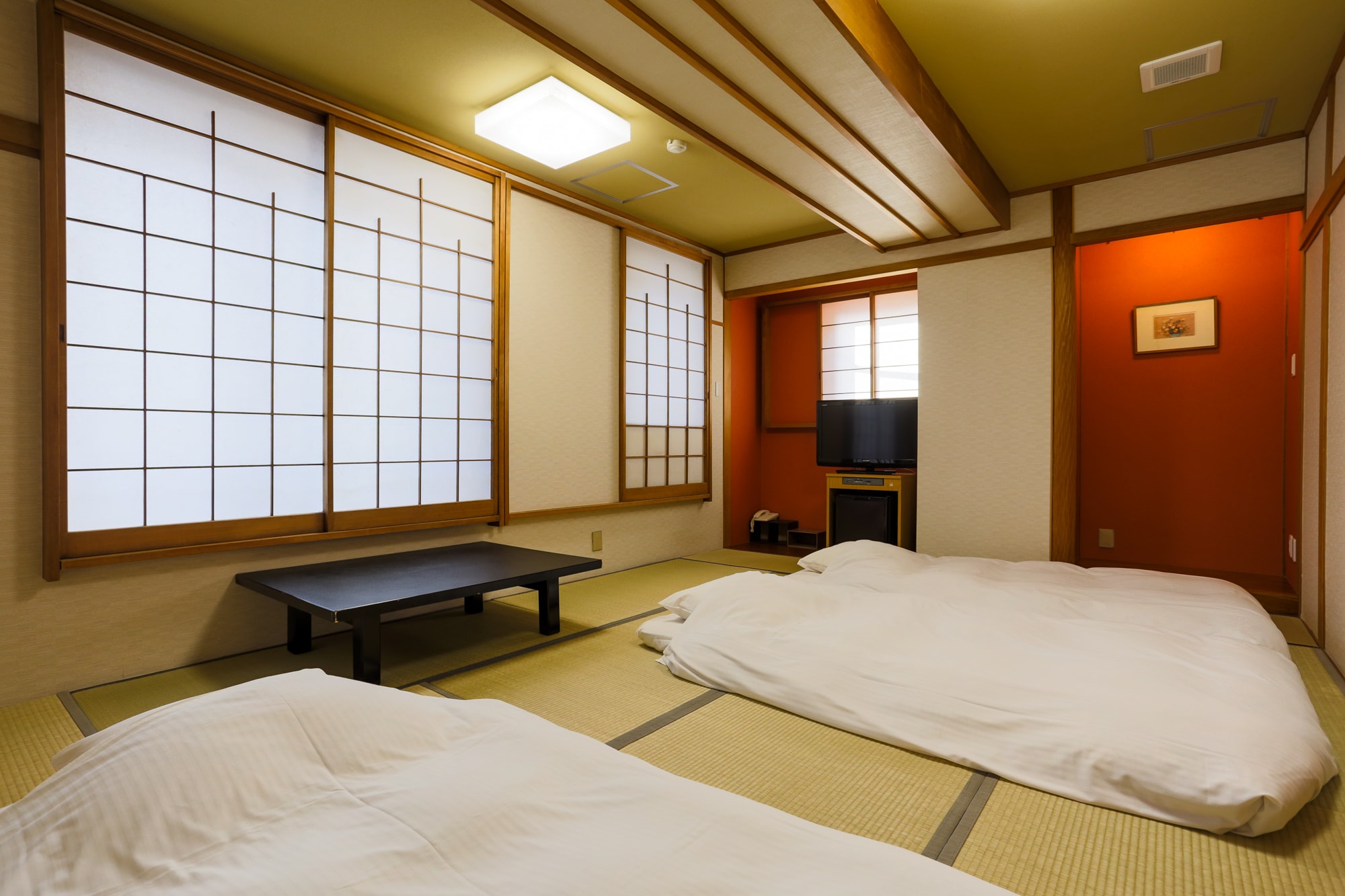 Japanese-style room 12 tatami mats