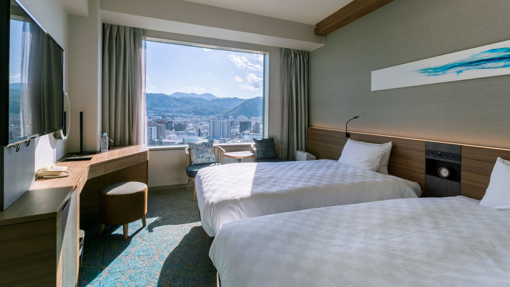 [Superior Twin Room (21m²)] Superior floor (14th to 21st floors) Enjoy the view from the higher floors.
