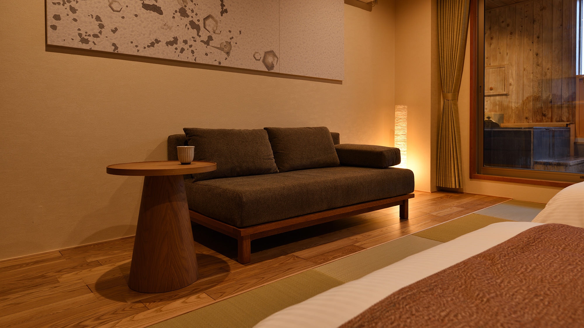 Natural hot spring water [Japanese-style twin room with hot spring] Fine snow/Powder snow