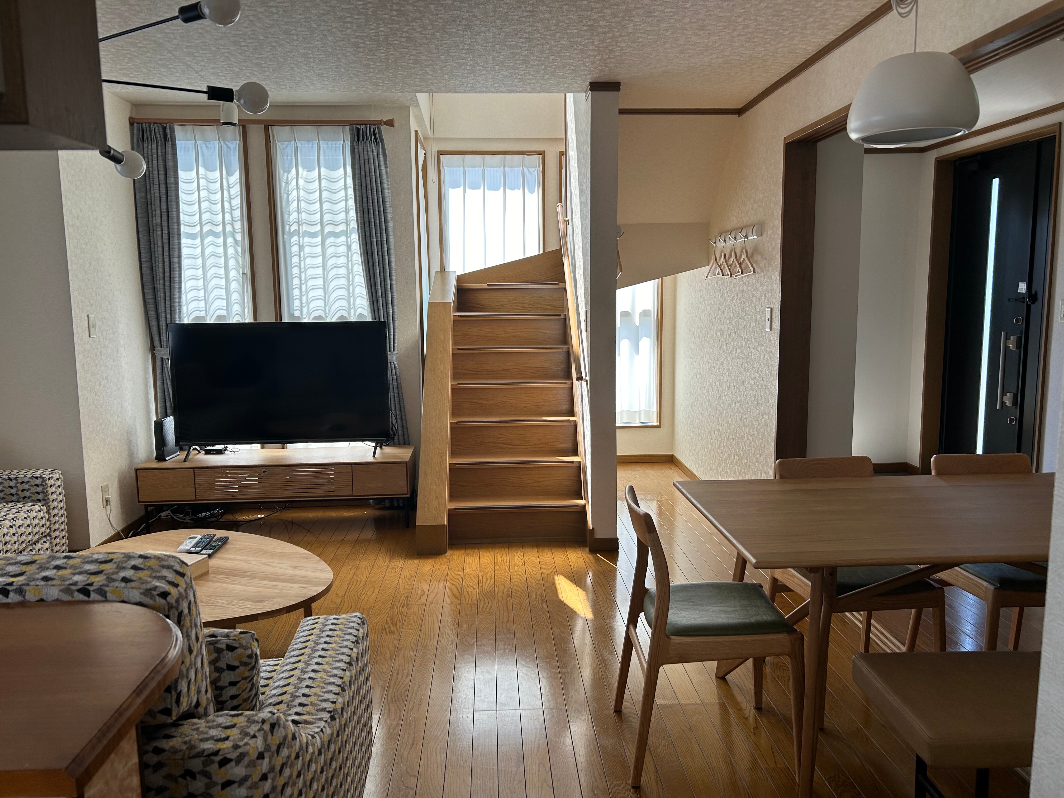 [2nd and 3rd floor ST] Living room