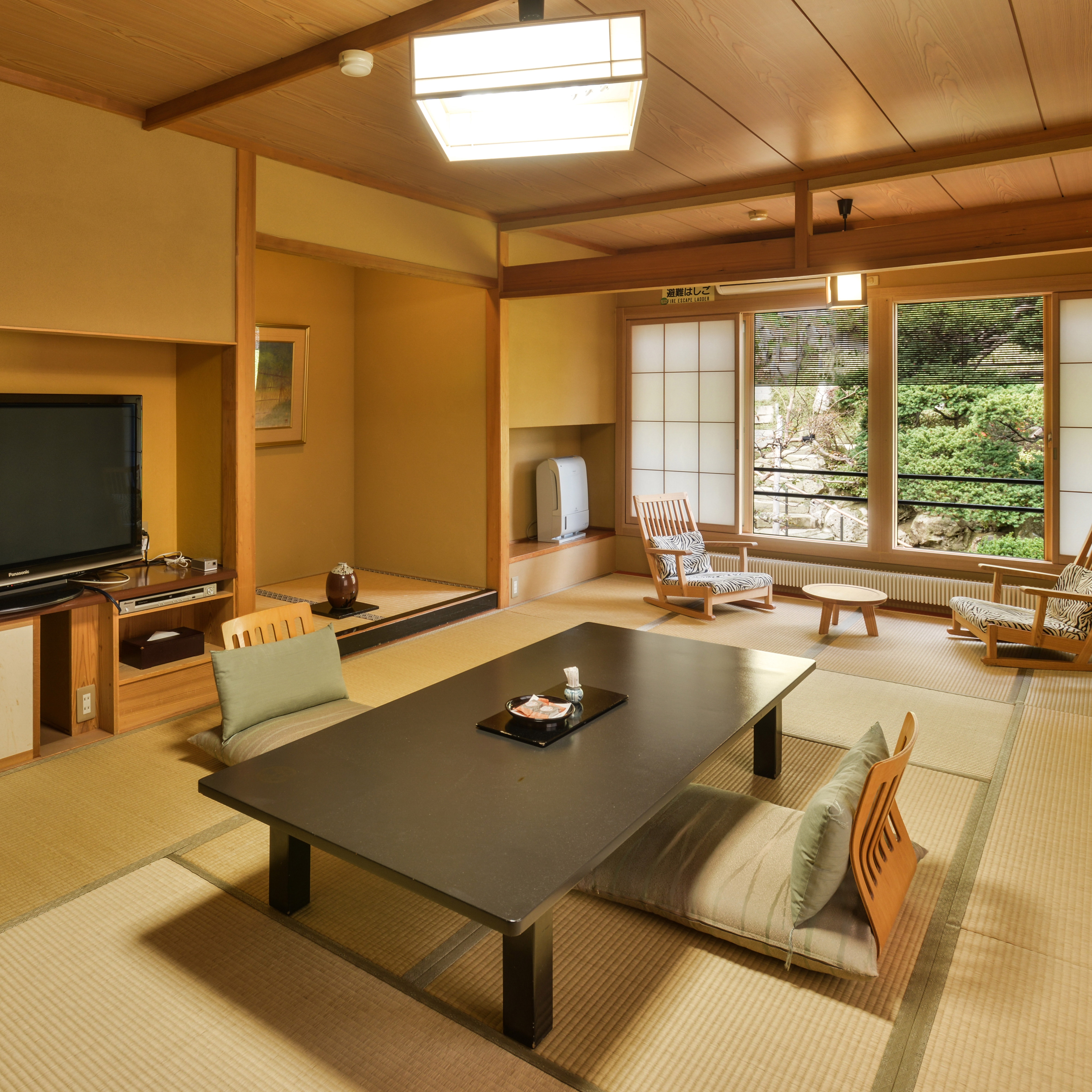 [Example of Japanese-style room in the North Building]
