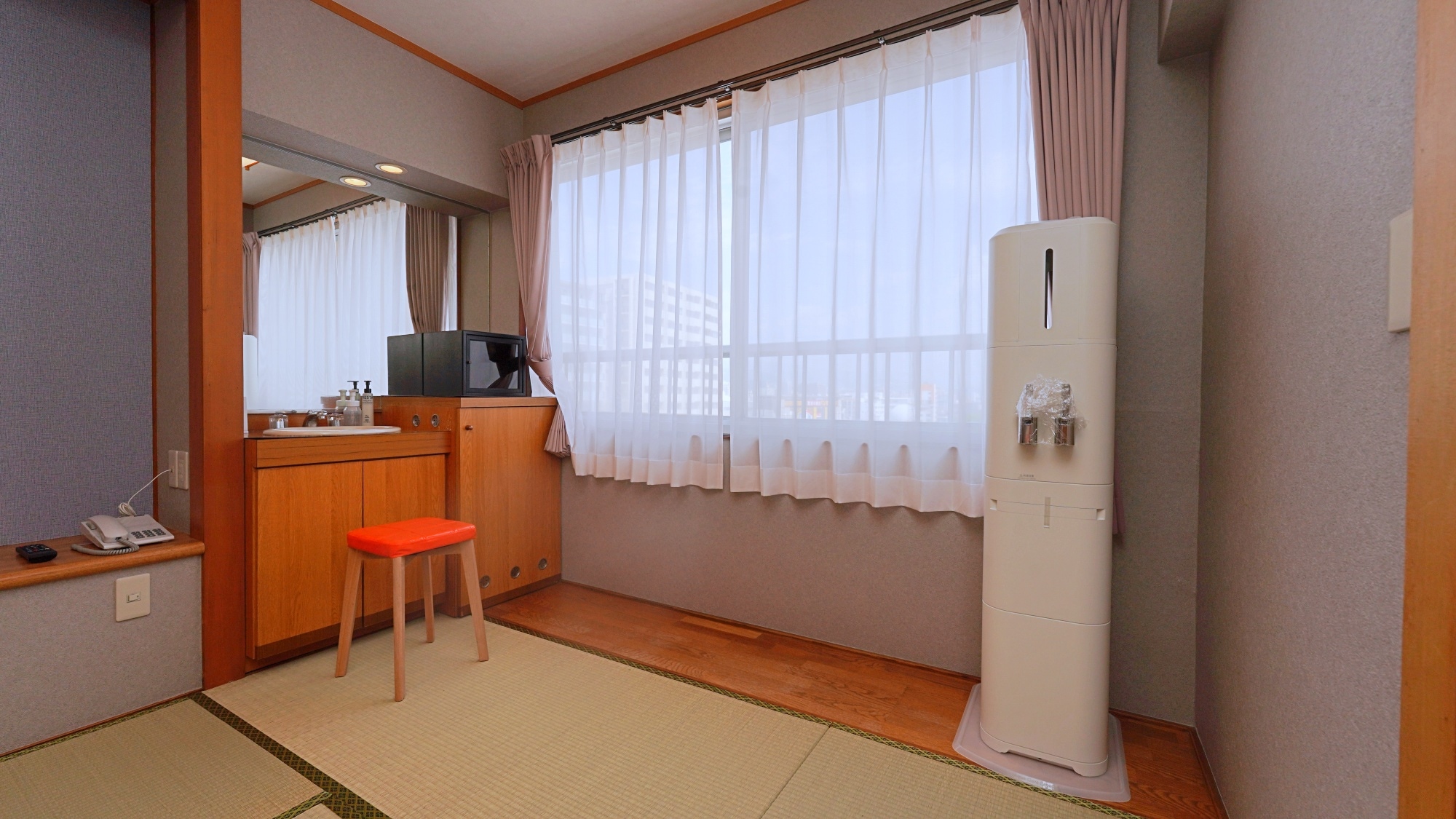Japanese-style room (7.5 tatami mats) (no bathroom)