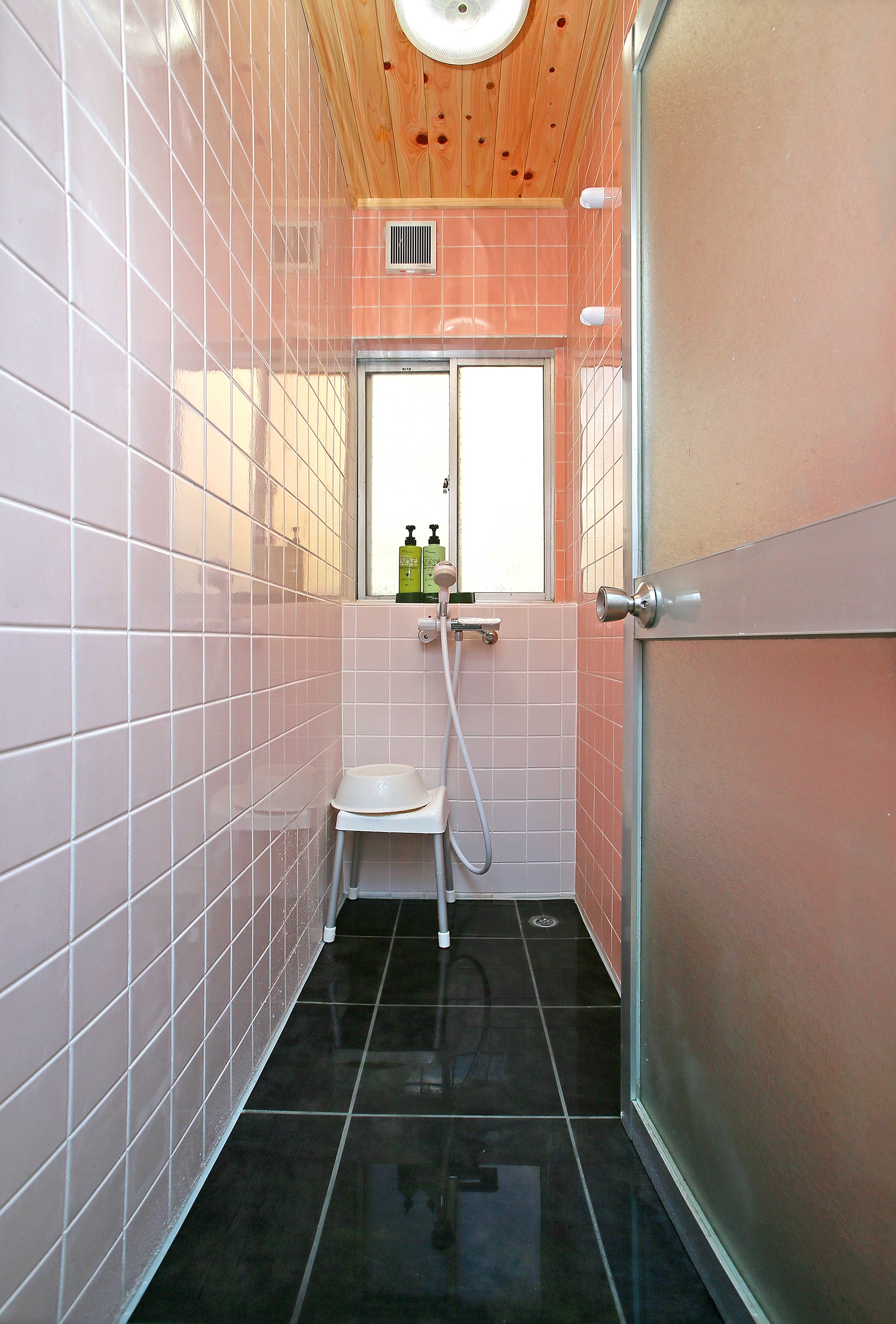 ตู้อาบน้ำ