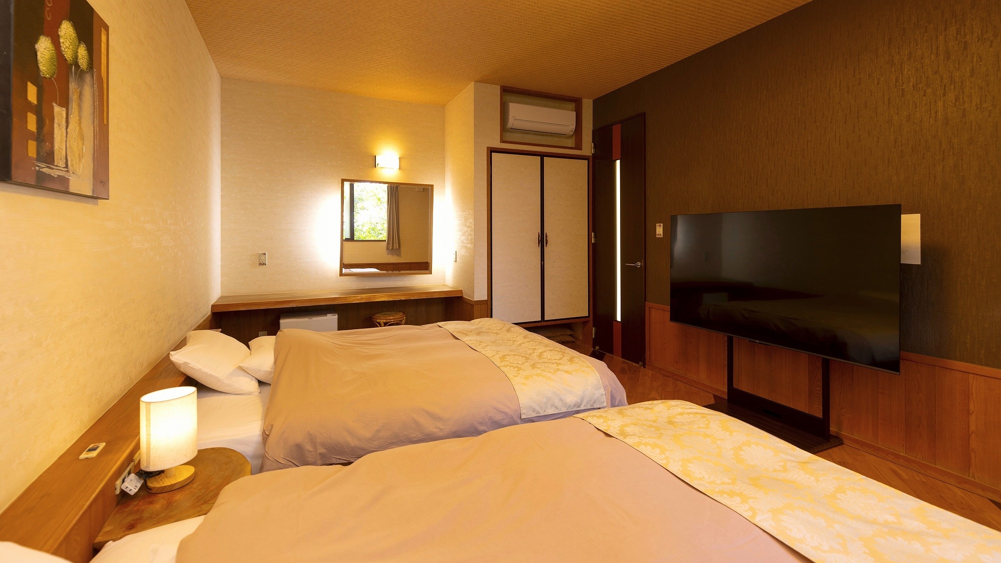 [2-room Japanese-Western room] "Peach blossom, jade, peony"