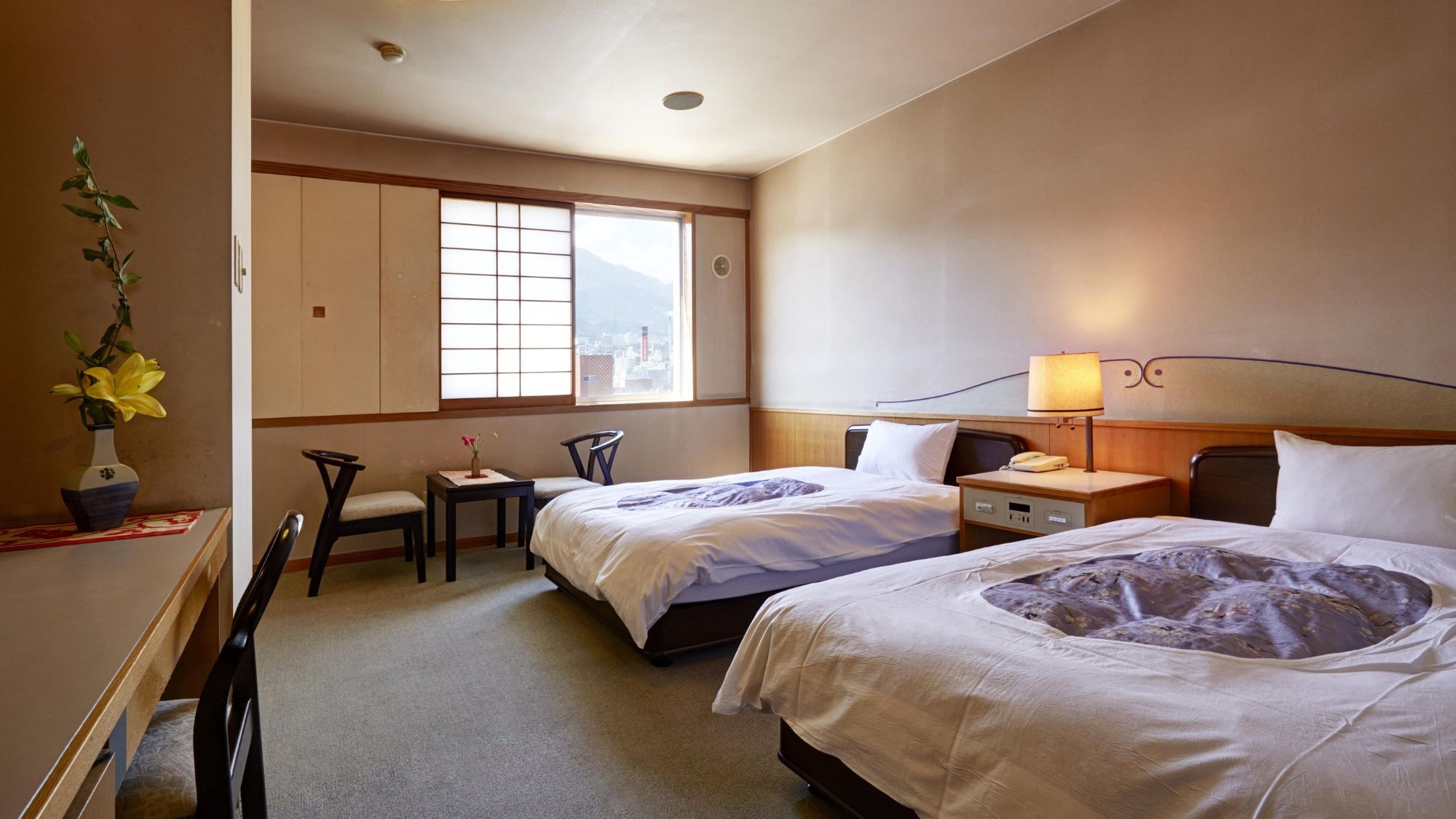 ◆ Phòng đôi tiêu chuẩn kiểu phương Tây | 28 mét vuông