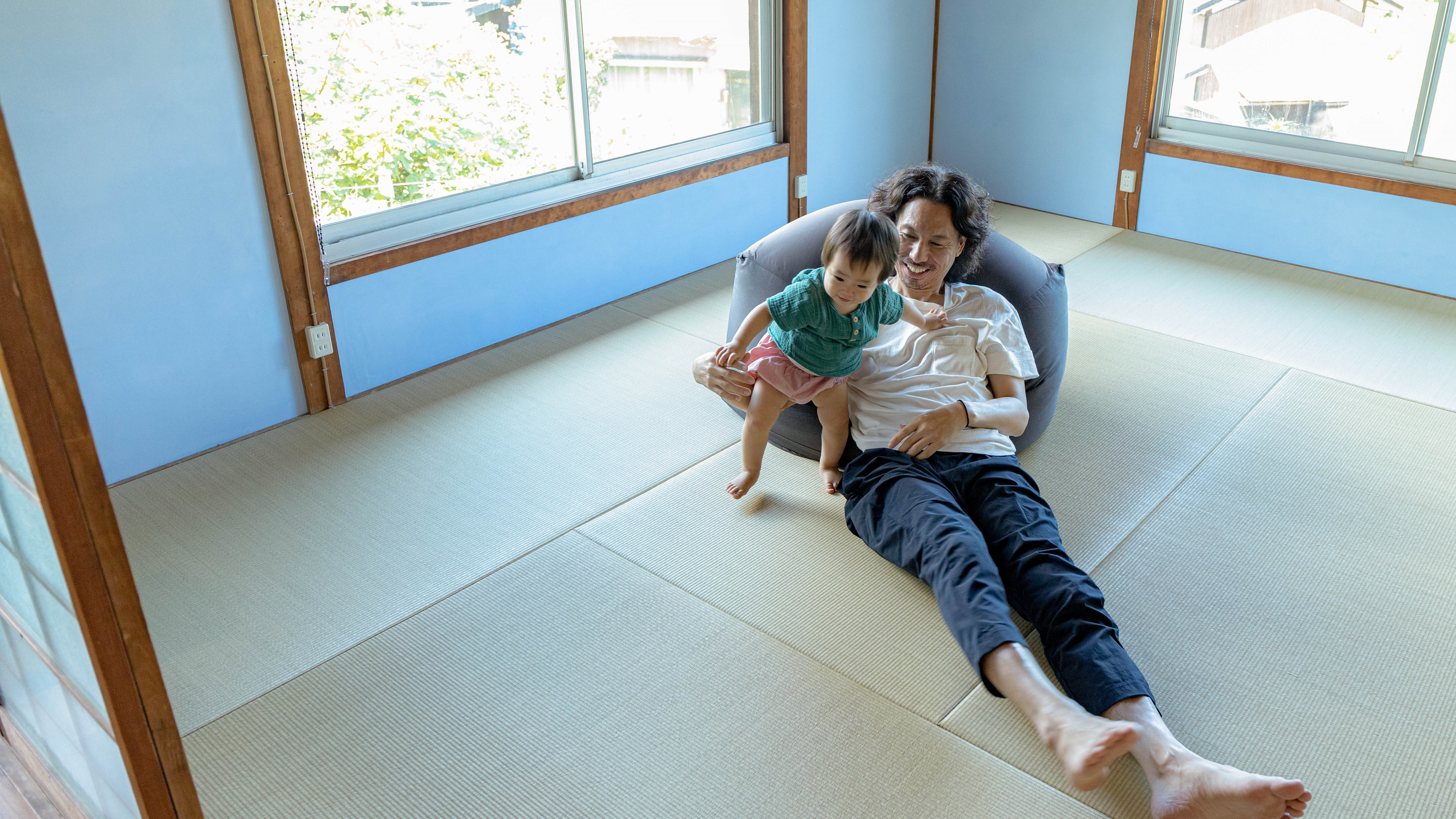 Relax in a Japanese-style room