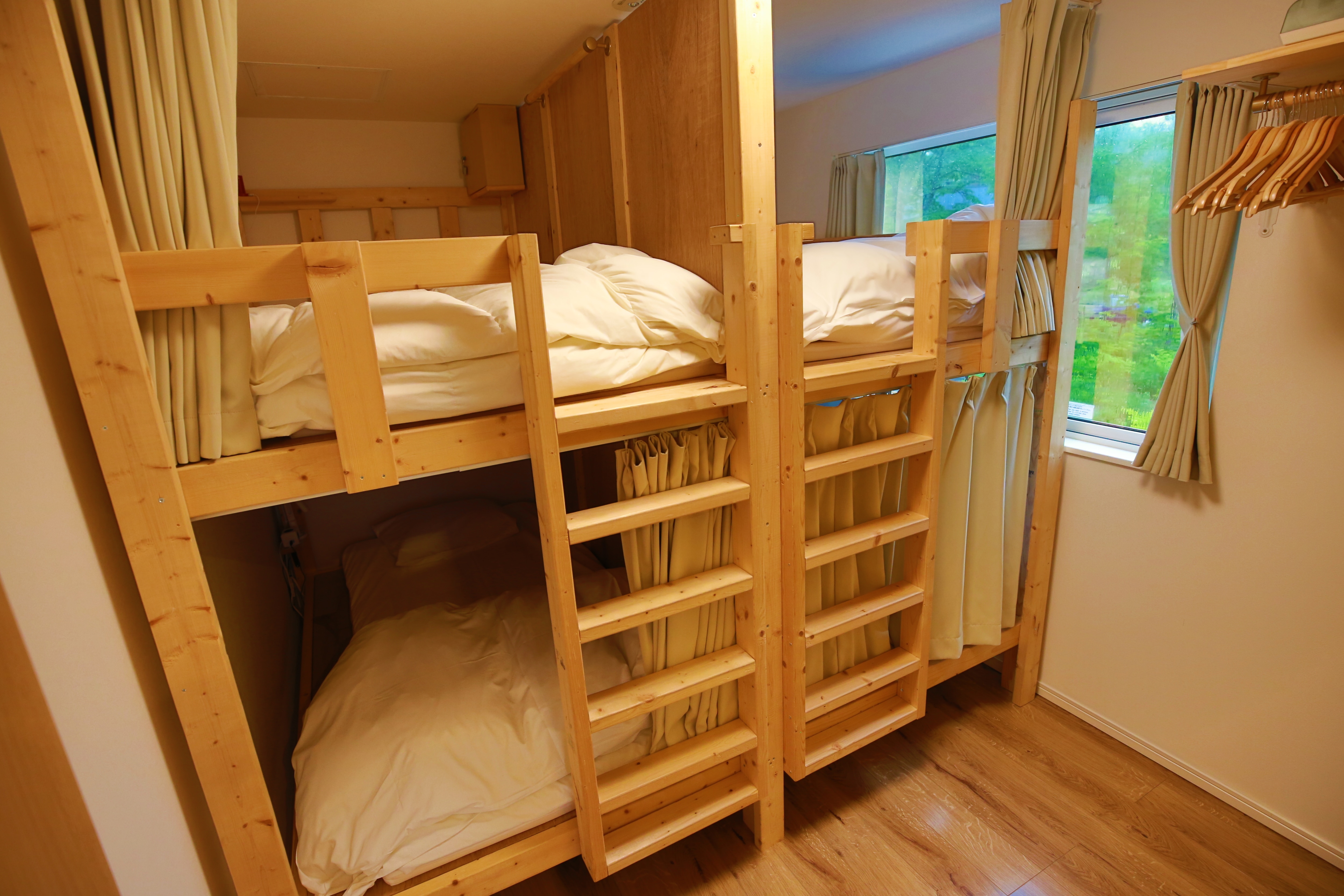 Economy room