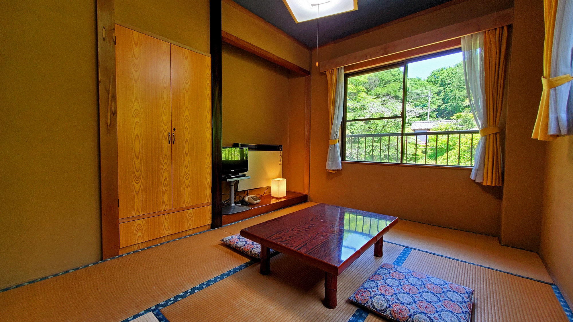 《6-8 tatami Japanese-style room》A warm and cozy Japanese-style room