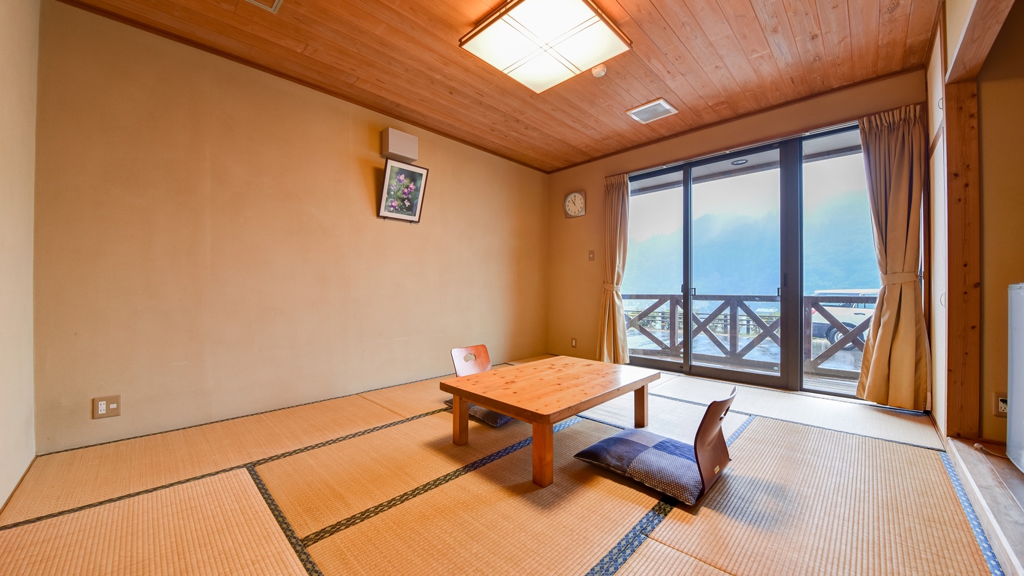 * [Example of Japanese-style room] This is a 10-mat type Japanese-style room.