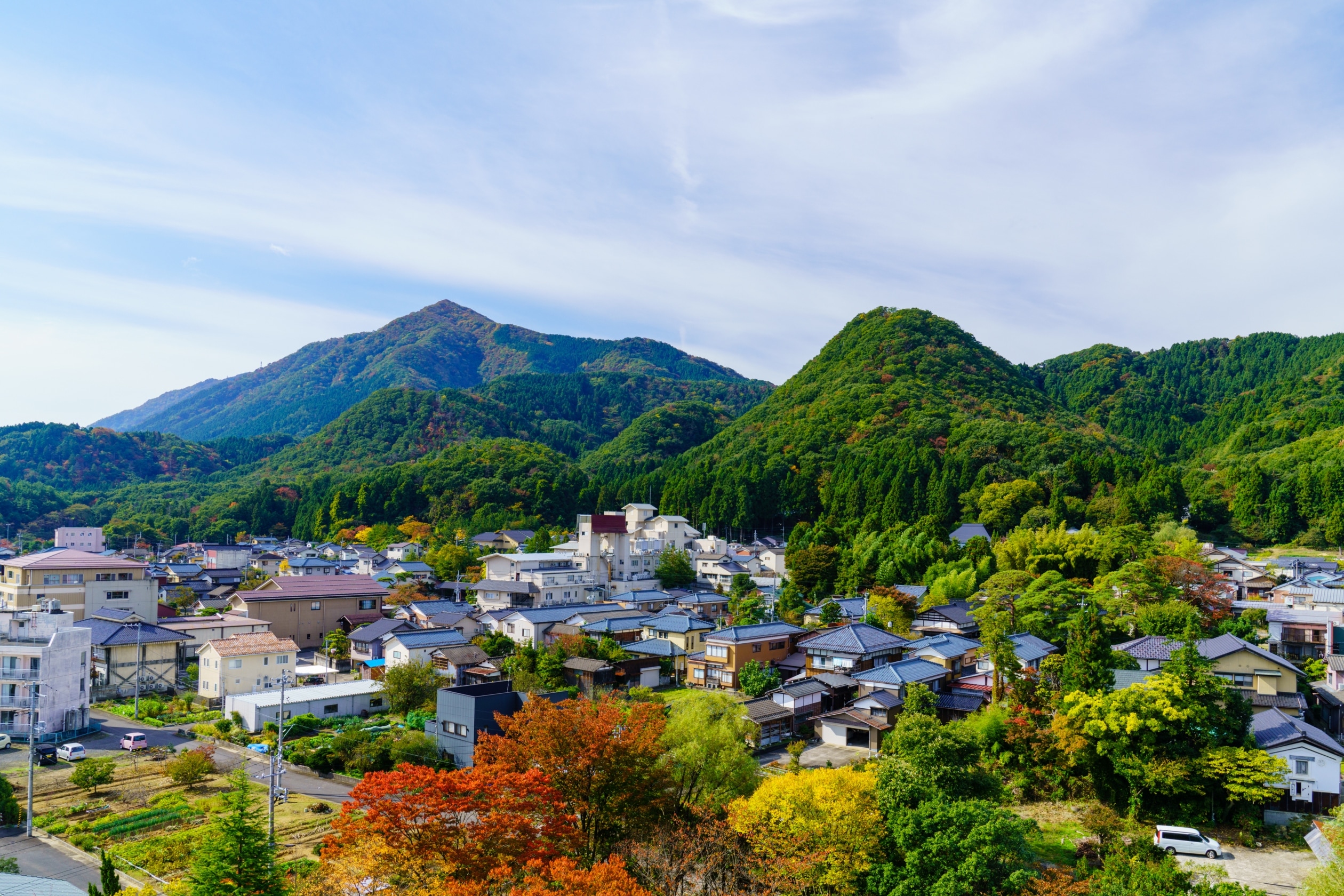 View from the rooftop terrace (image) Our hotel is the only one that offers a panoramic view of the Yahiko mountain range, Mount Taho, and Iwamuro Fuji (Mount Matsutake) ♪