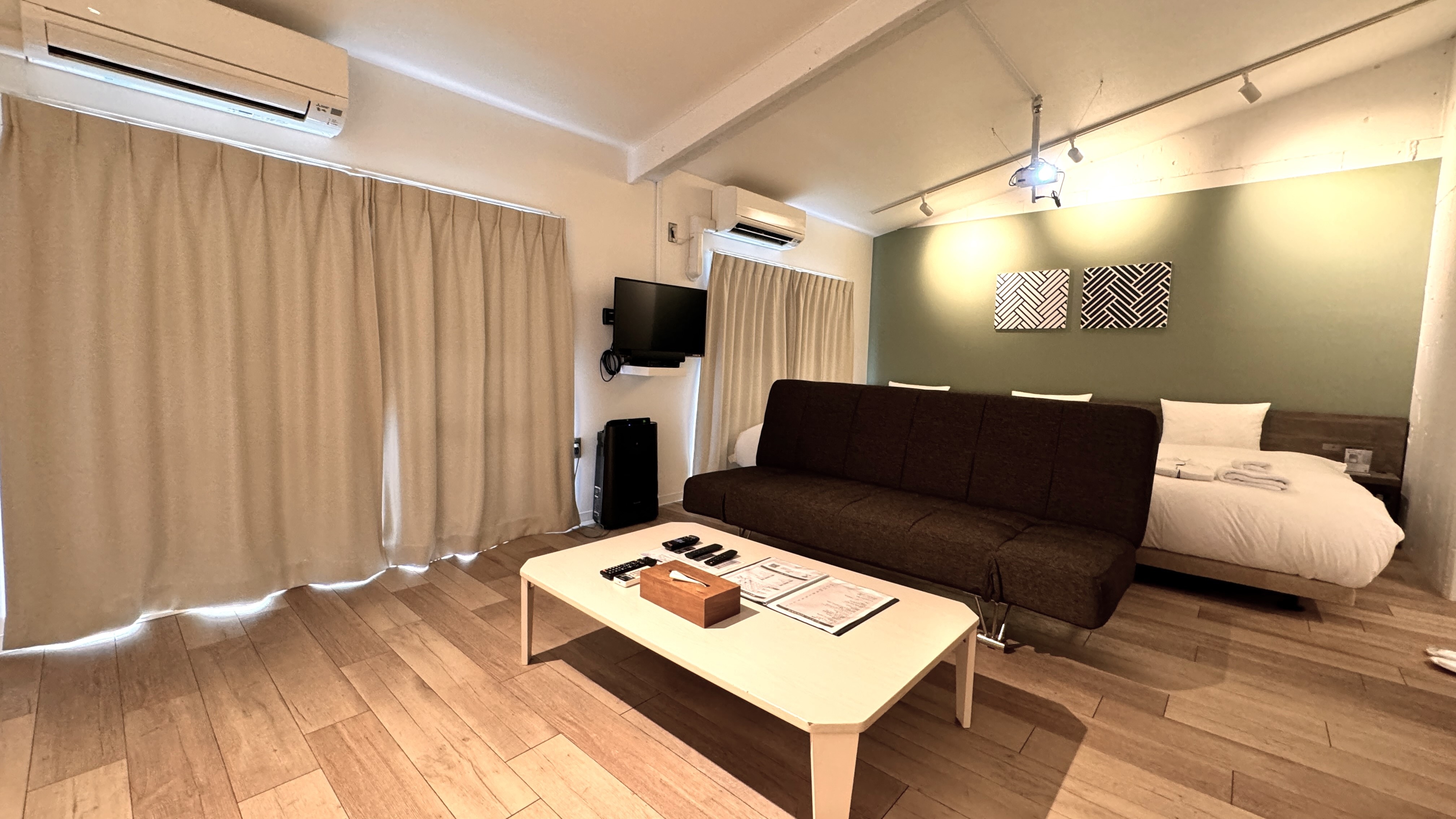 [Room with theater] Fourth room/Entire room