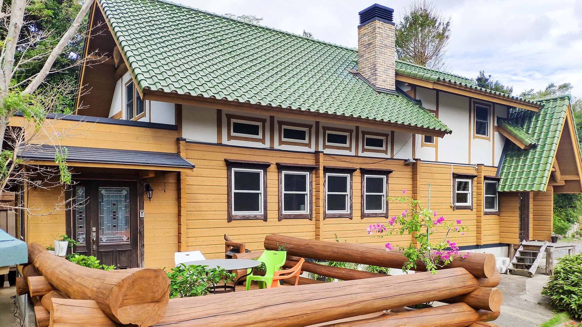 ・[Exterior] "Iki Log" is a place of healing and relaxation surrounded by abundant nature.