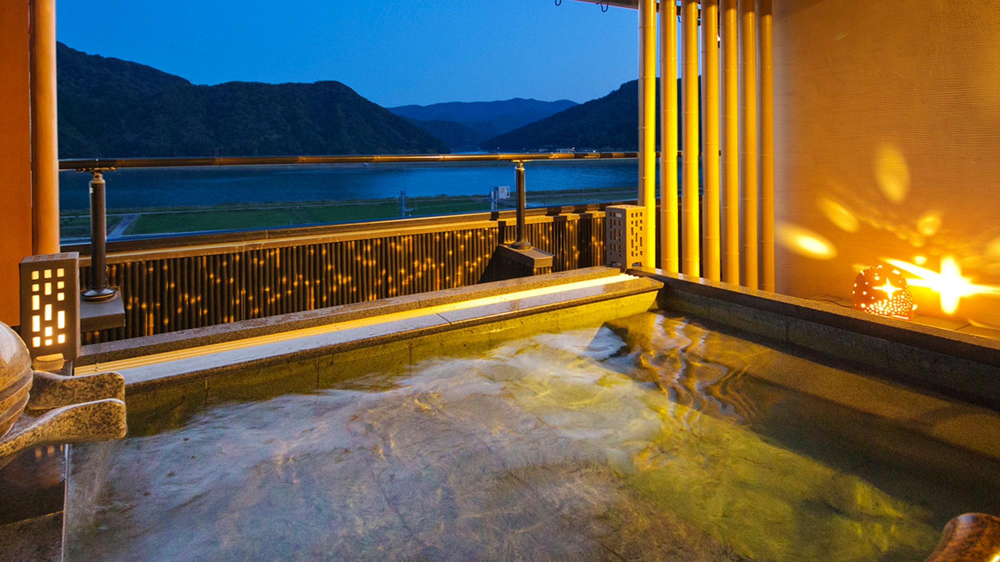 [Private open-air bath ◇ Star walk]