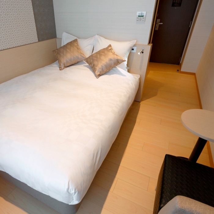 An example of a moderated double room