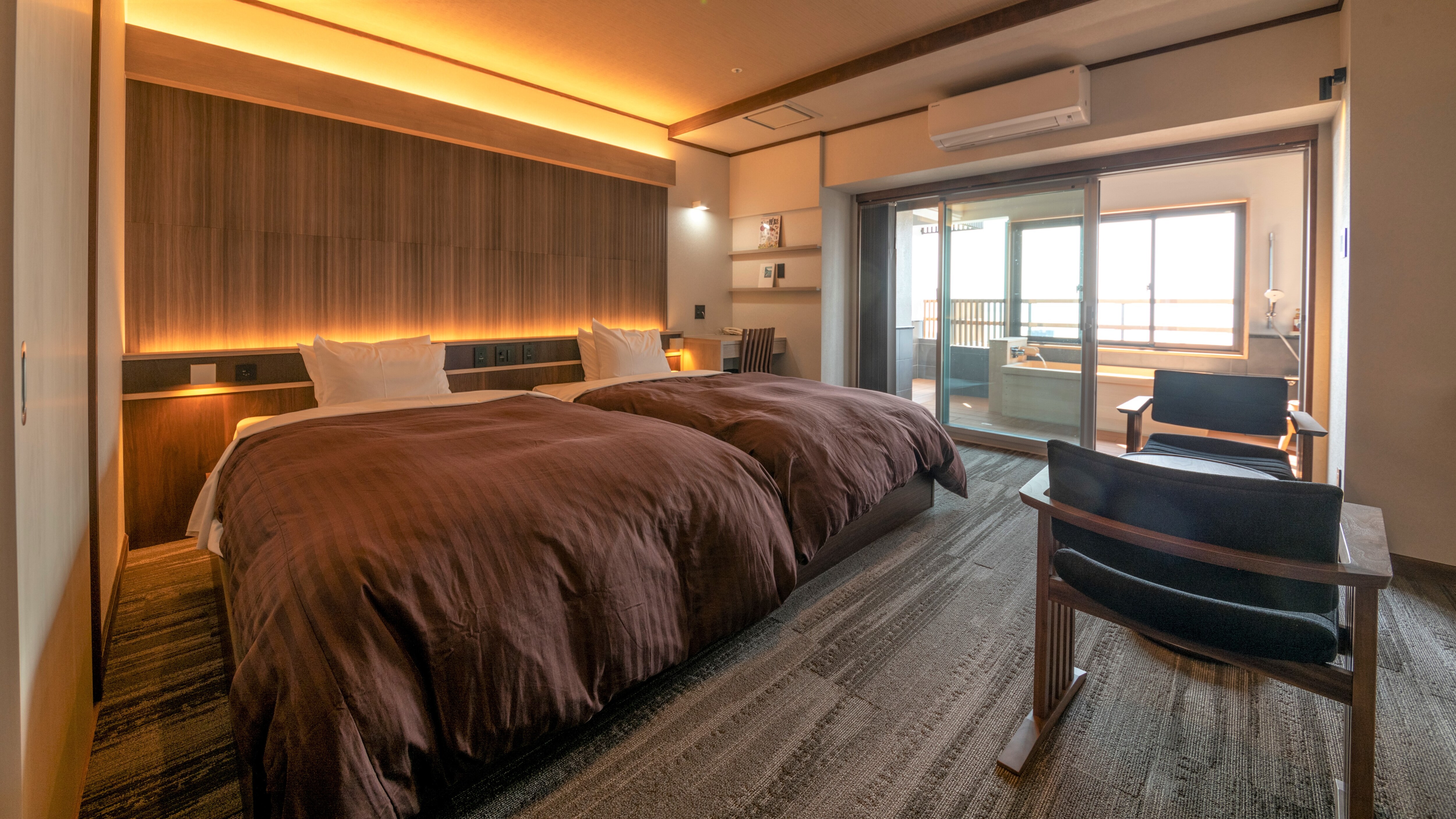 Satoyama Twin Room with Open-Air Bath (Superior) [5th Floor, Lake Side, Non-smoking] (Example)