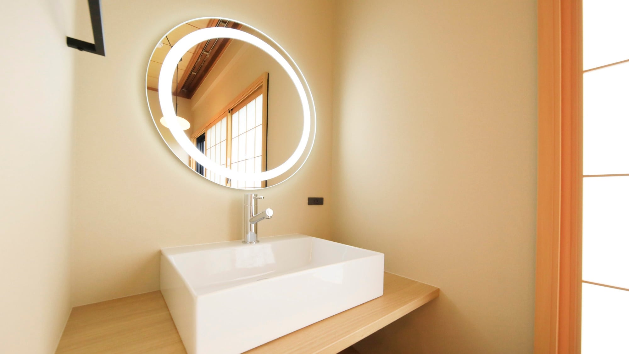 Japanese style twin room (6 tatami mats)