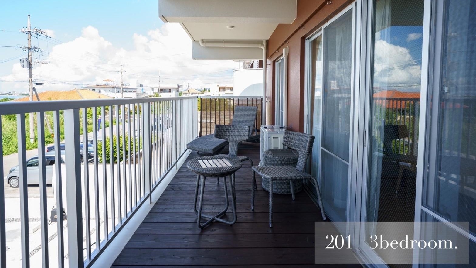 201: 2LDK with balcony