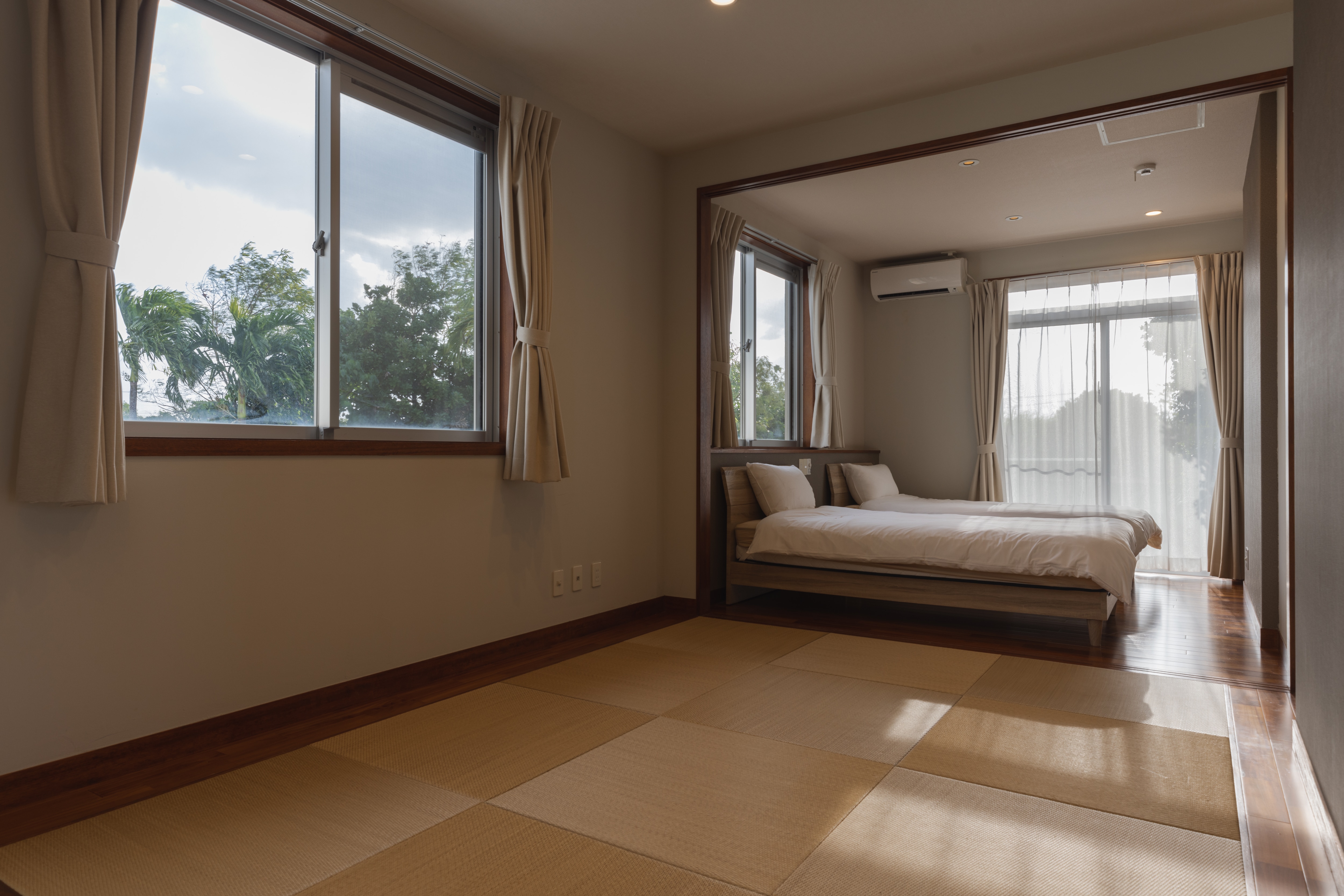 Bedroom 2 & Japanese-style room (twin)