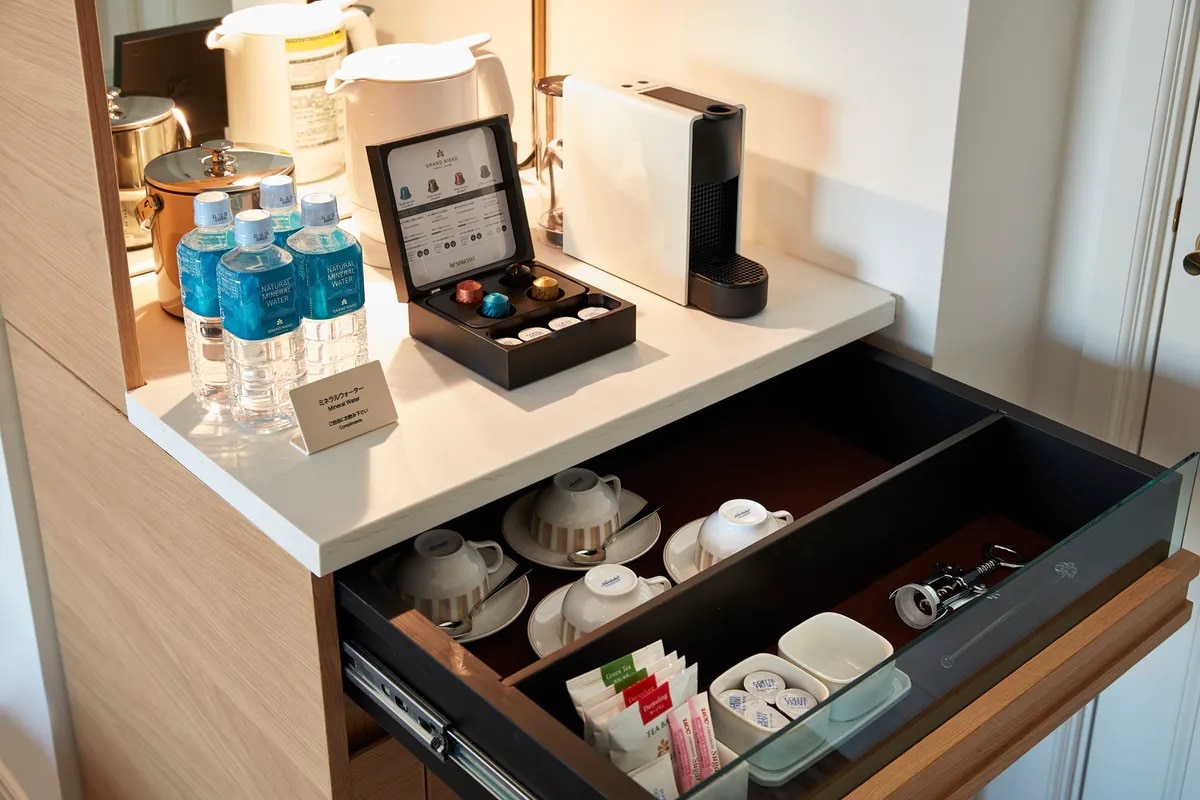 [Bay view floor] Amenities
