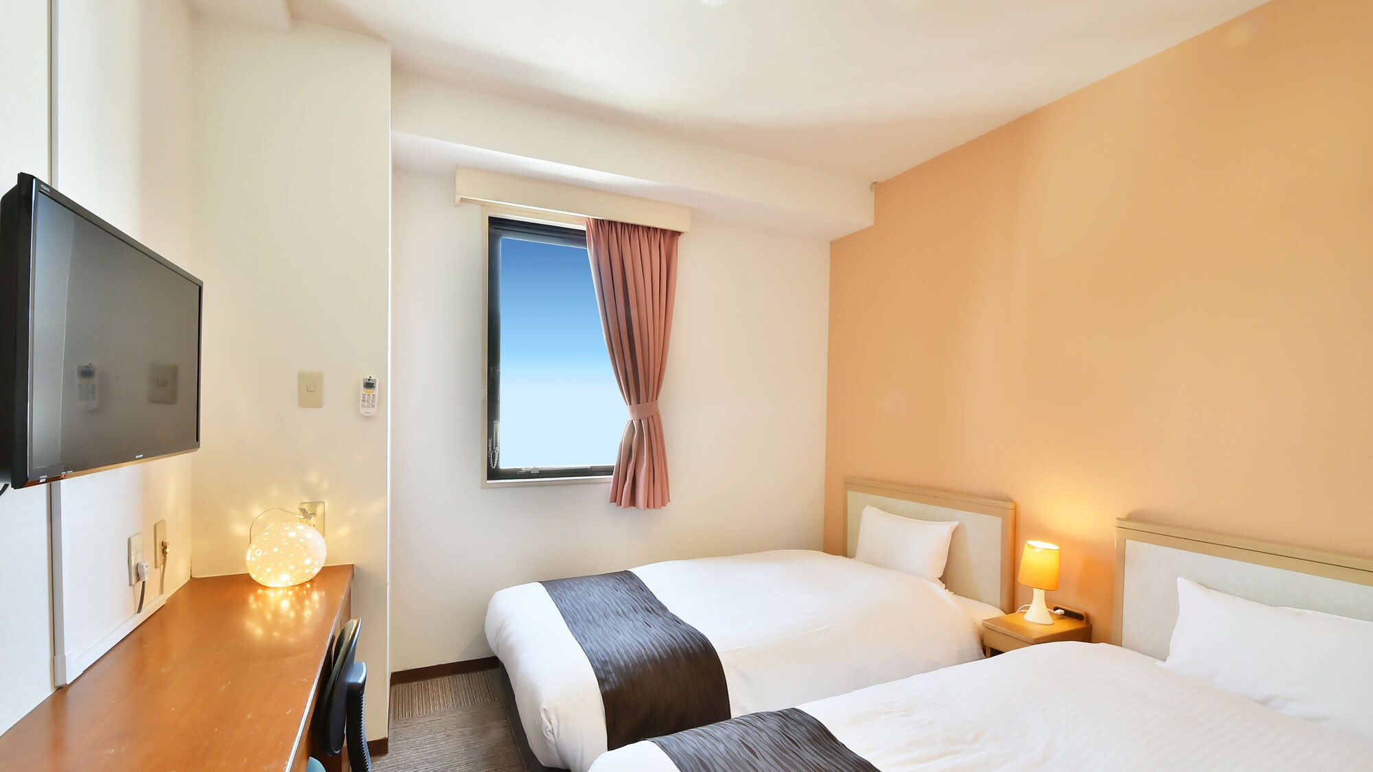 ● ตัวอย่างห้องทวินราคาประหยัด