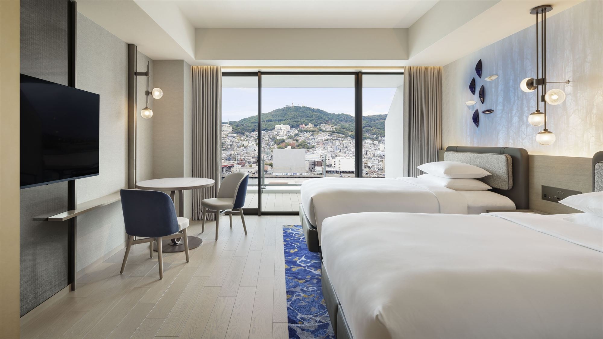 พรีเมี่ยม 2 เตียงดับเบิลวิวภูเขา ระเบียง