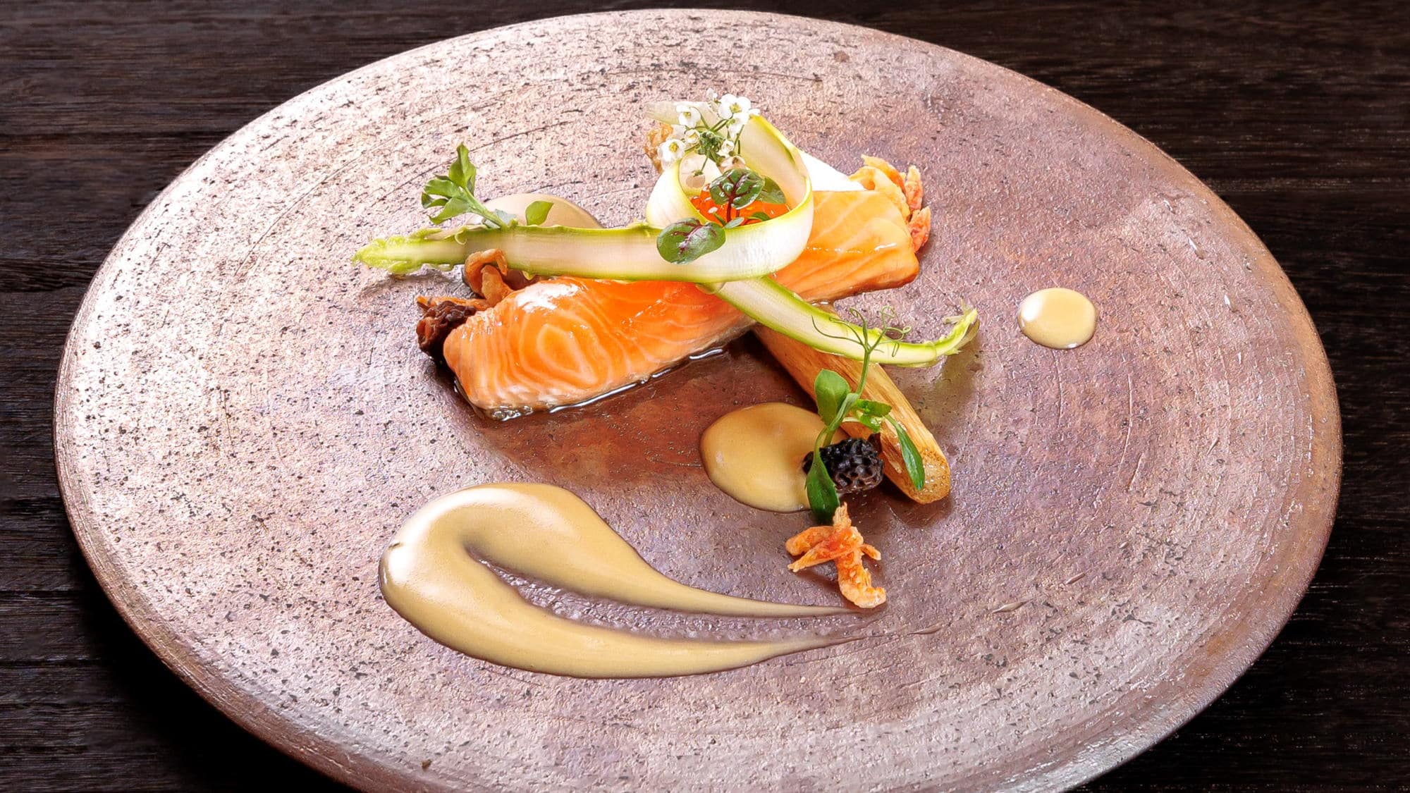 Masakan Prancis kreatif musim semi *Gambar