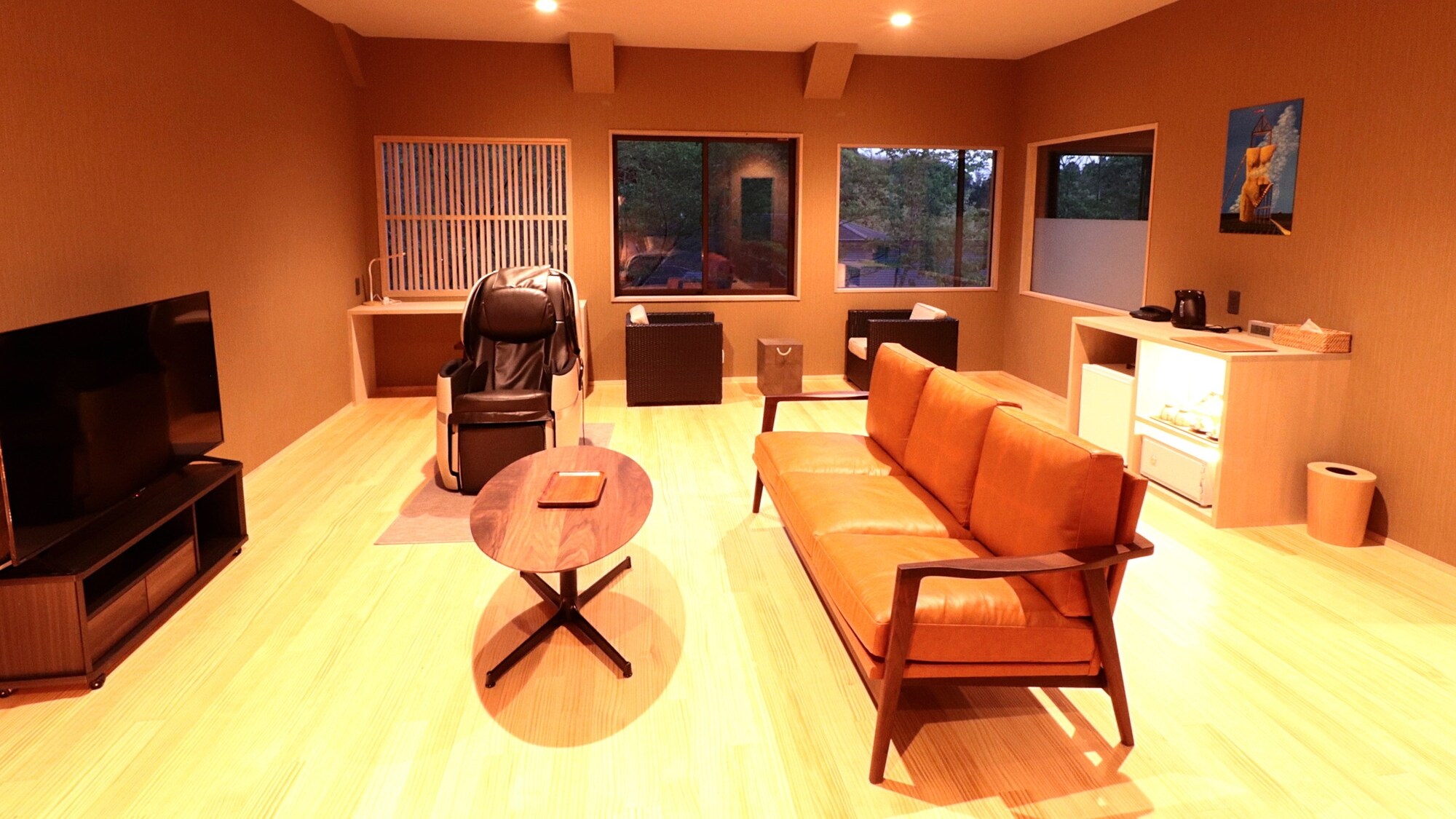 [Loại D] Phòng rộng rãi được trang bị ghế massage. Hãy tận hưởng thời gian thư giãn theo ý thích của bạn.