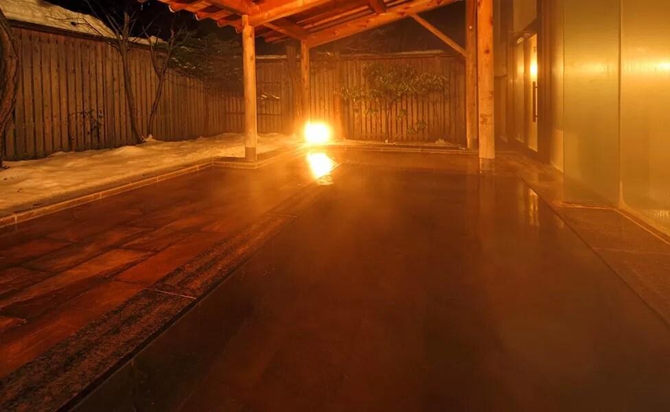 [Open-air bath]