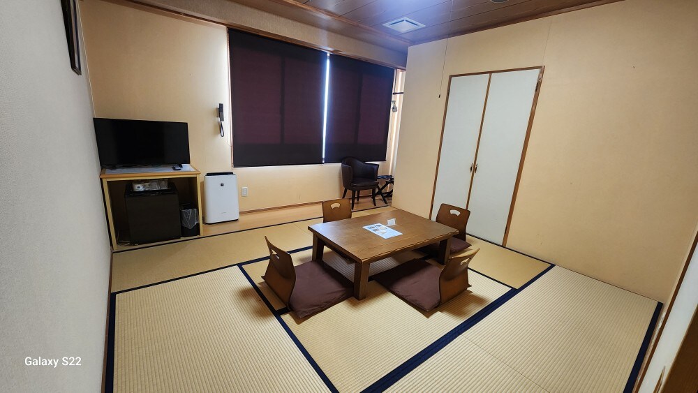 日式房間（8張榻榻米）