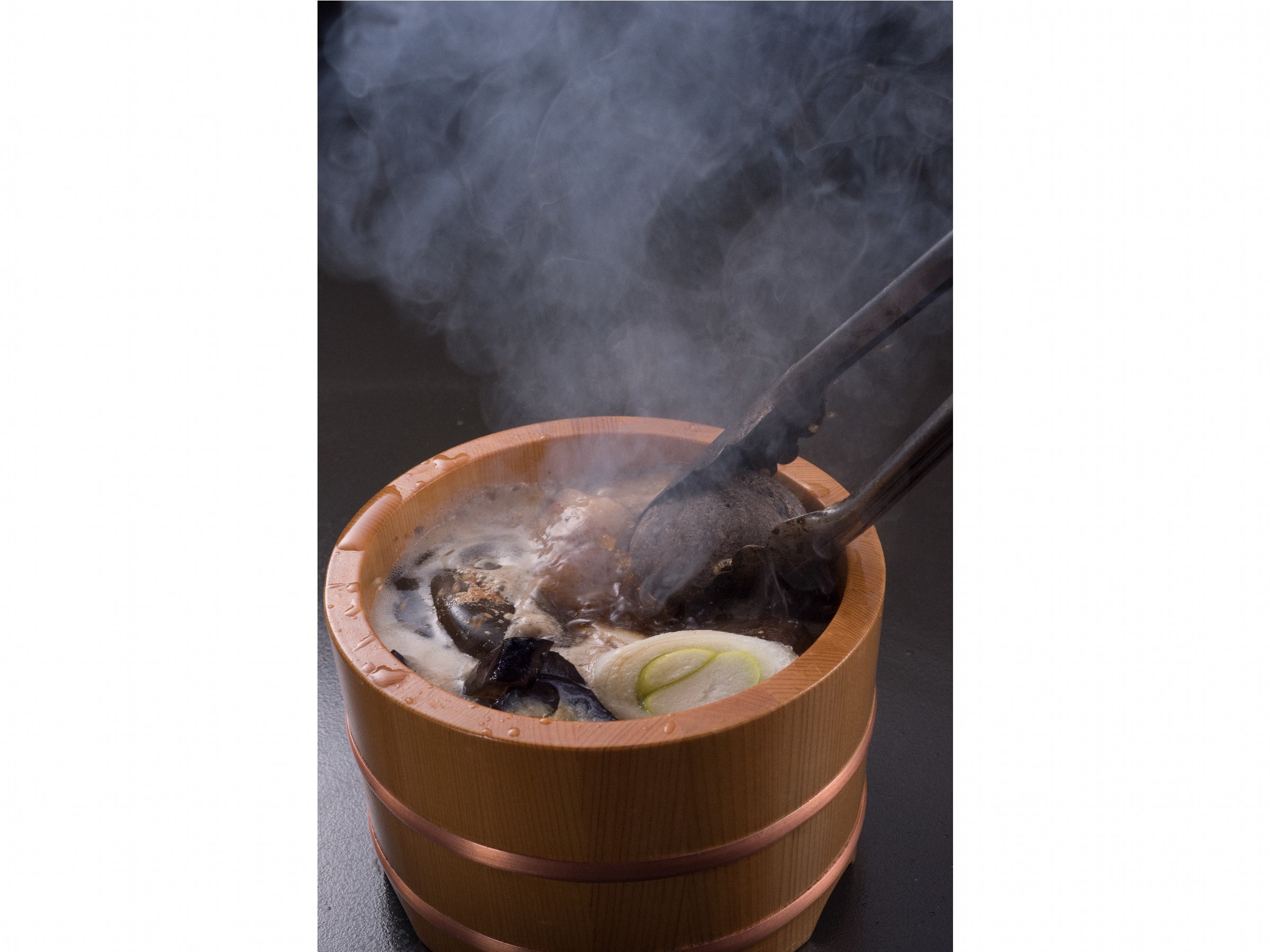 이시야키 통