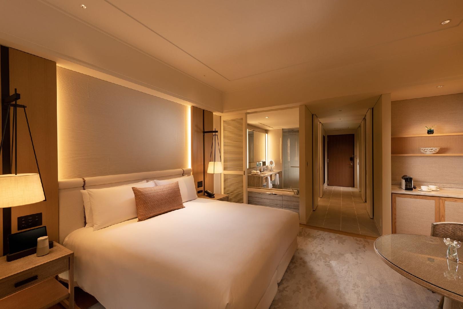 Guest room image