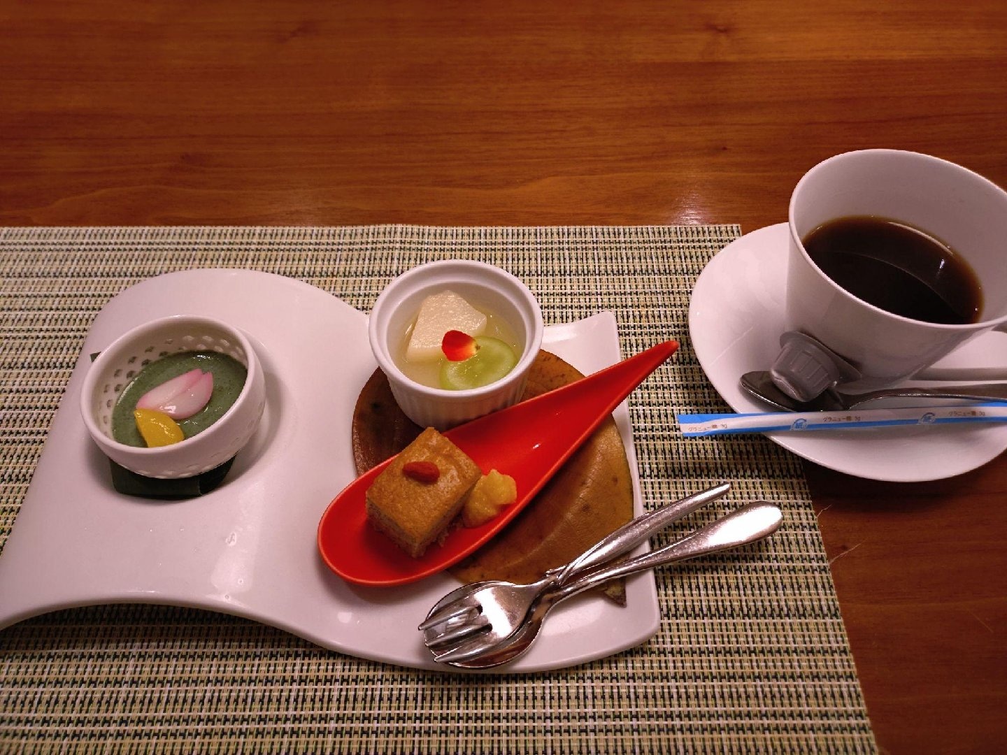 摩周　夕食デザート.jpg