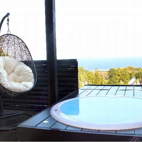 A panoramic view of the ocean! Heart-shaped open-air bath "Kurumi"