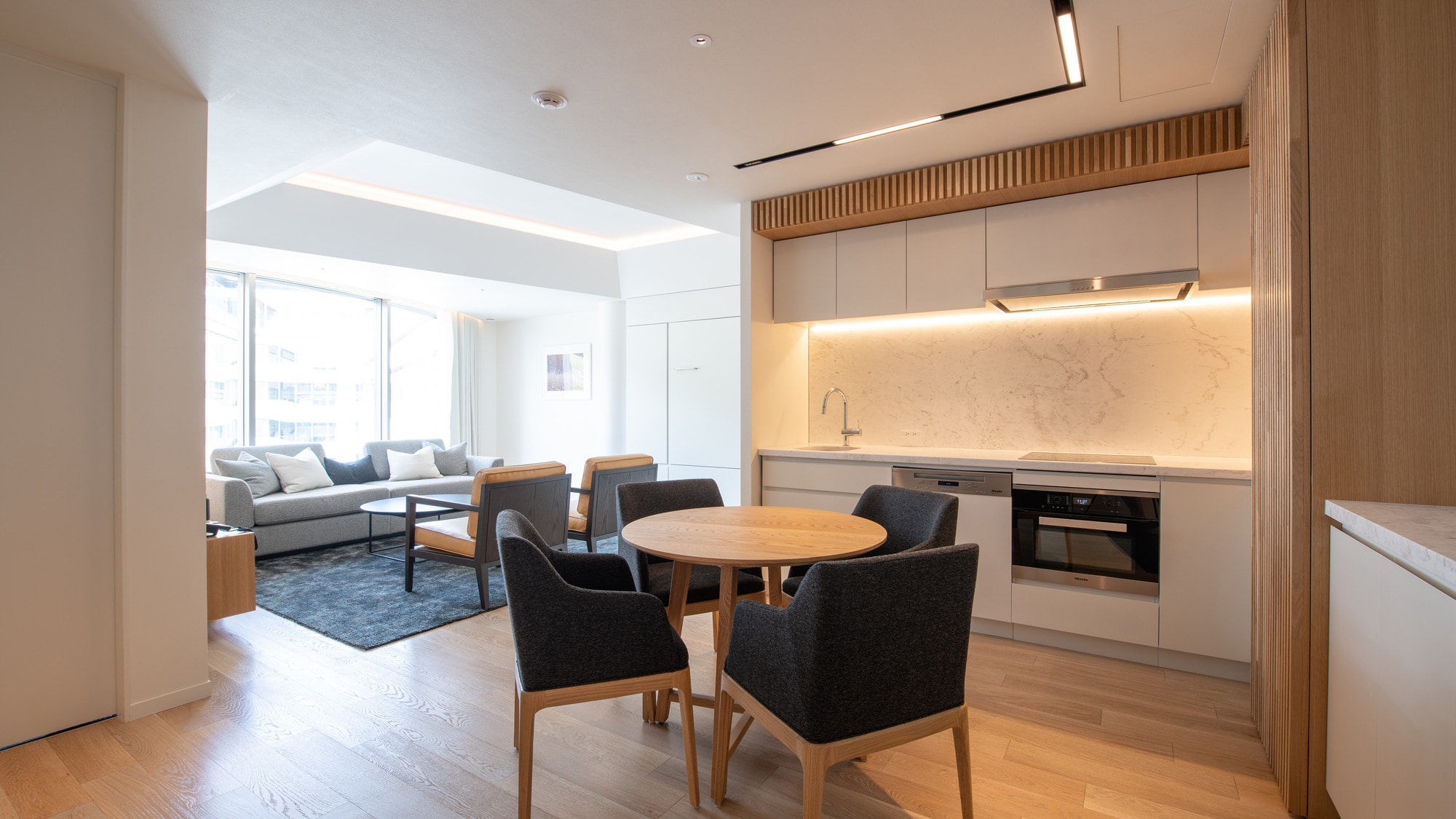 [1 bedroom] Living room