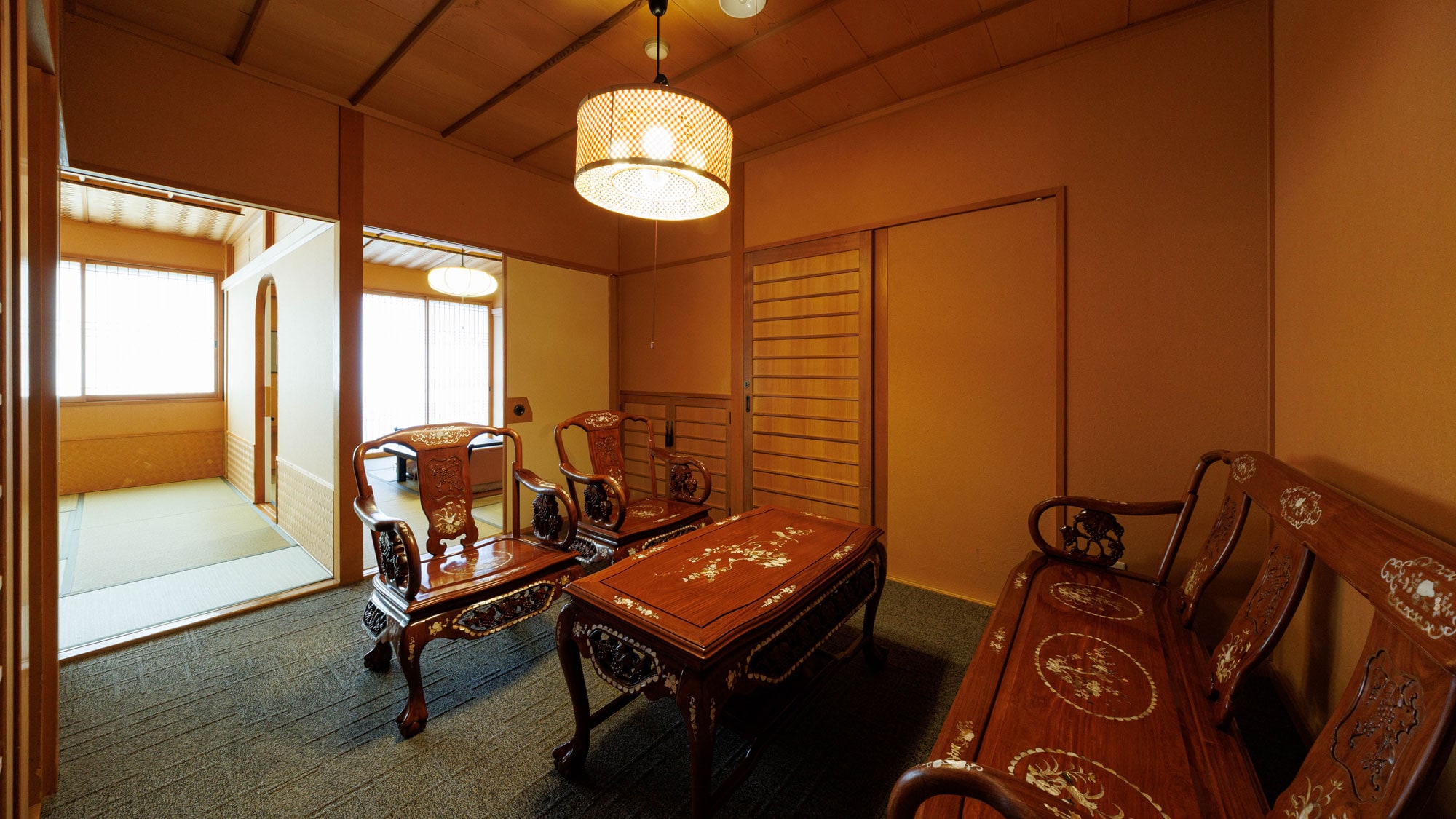 [Special Room - Tachibana] An elegant and relaxing space with a tasteful Sukiya-style building