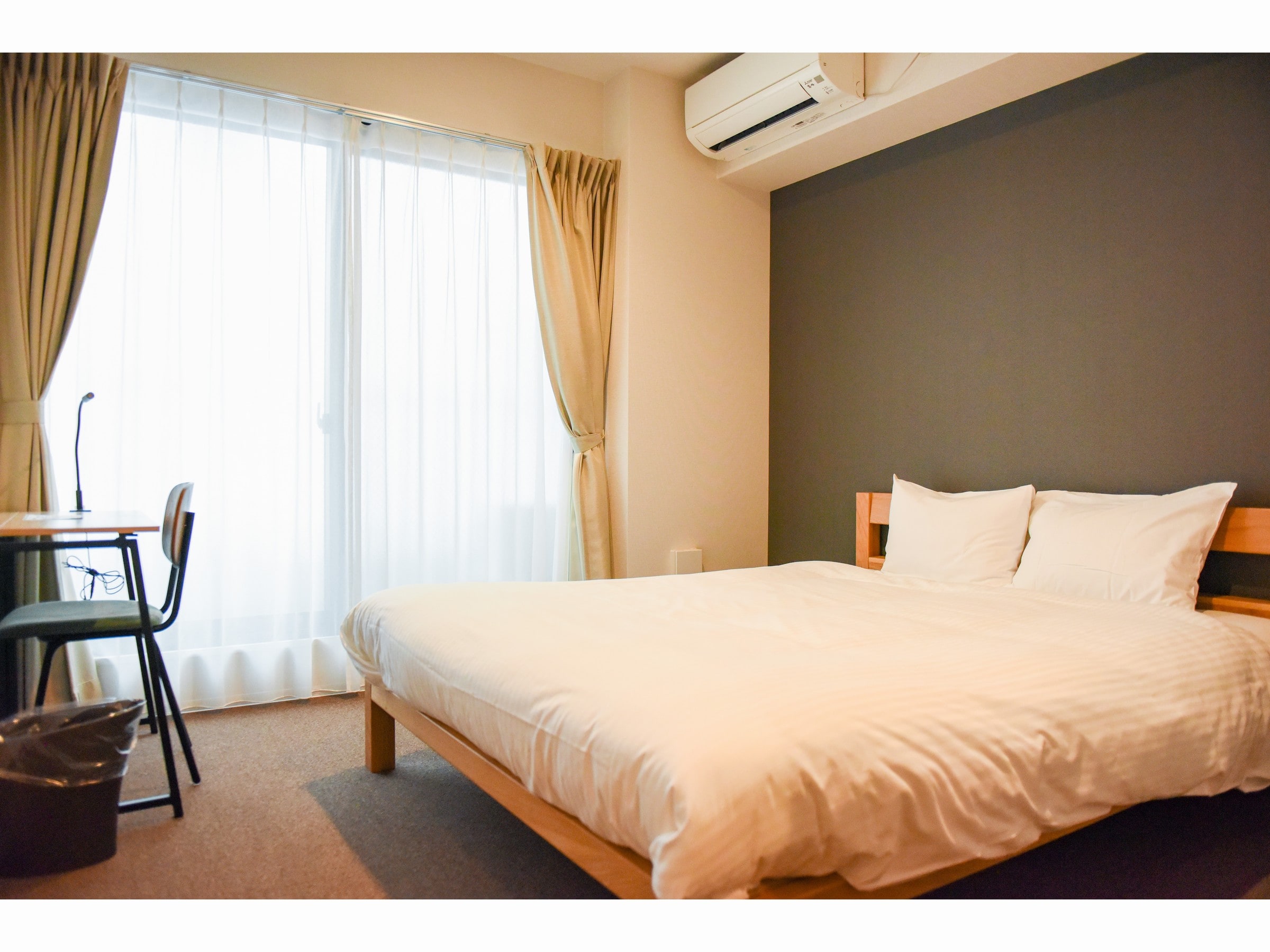 Double room (2 persons, private bathroom and toilet)