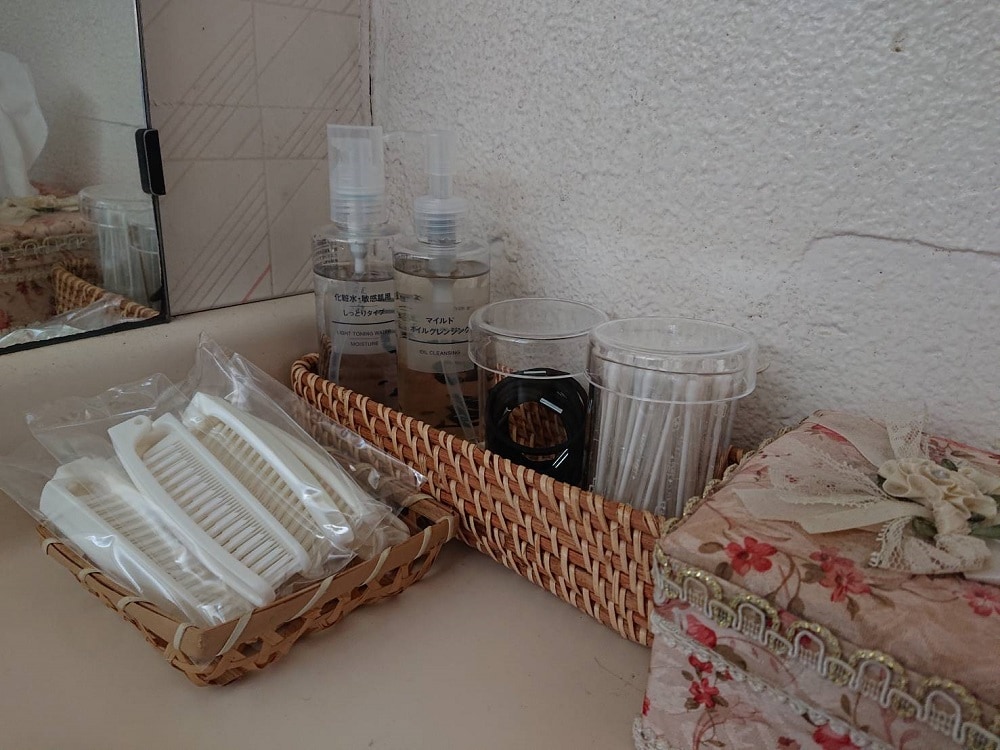 Women's Dressing Room Amenities