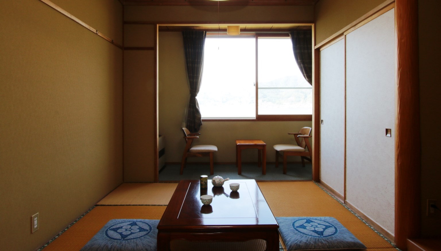 日式房間（6張榻榻米）