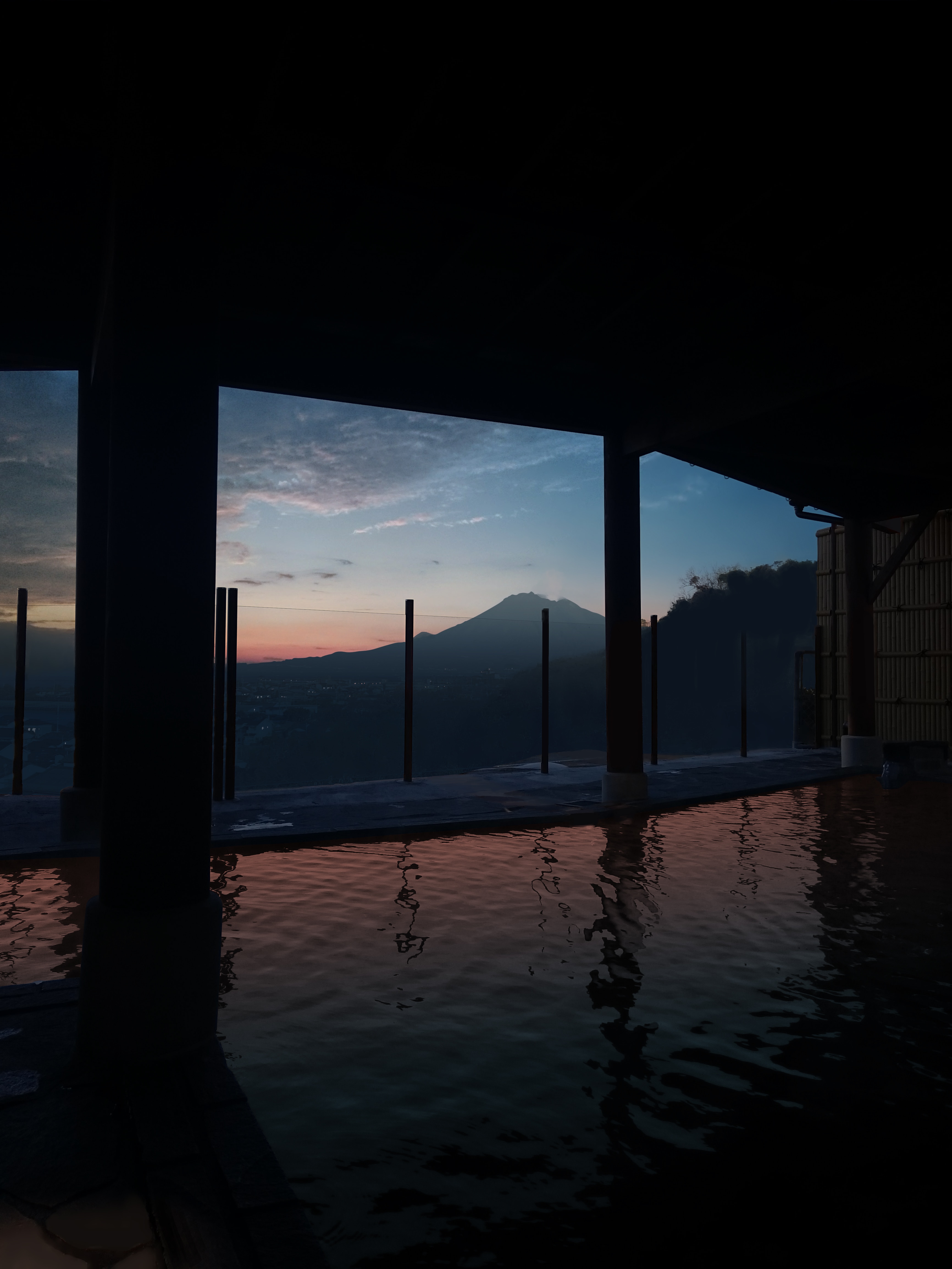 Open-air bath at twilight