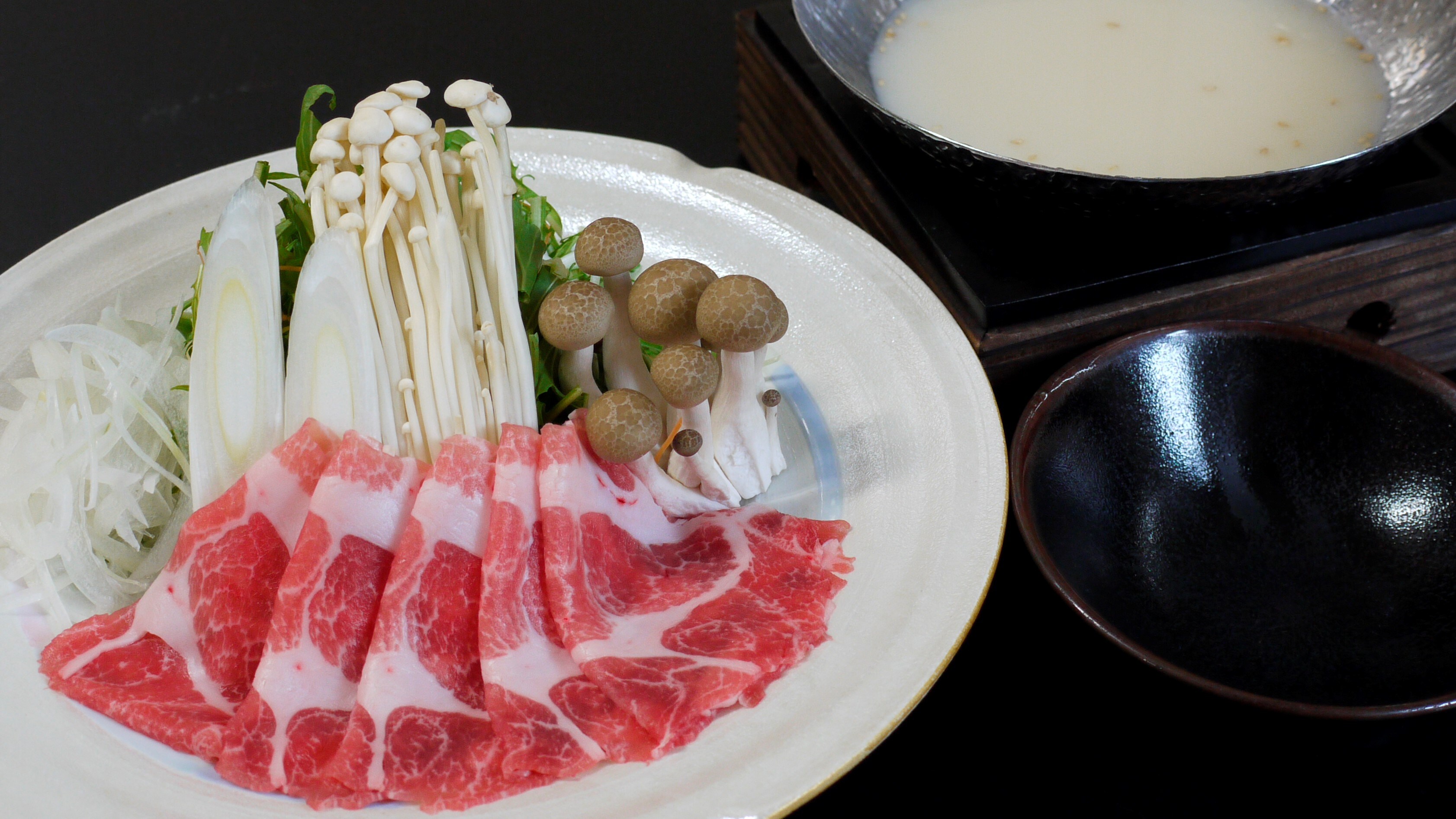 Hot dish: Shikano pork sesame soy milk hotpot ~ Four seasons seasonal course ~ April ~