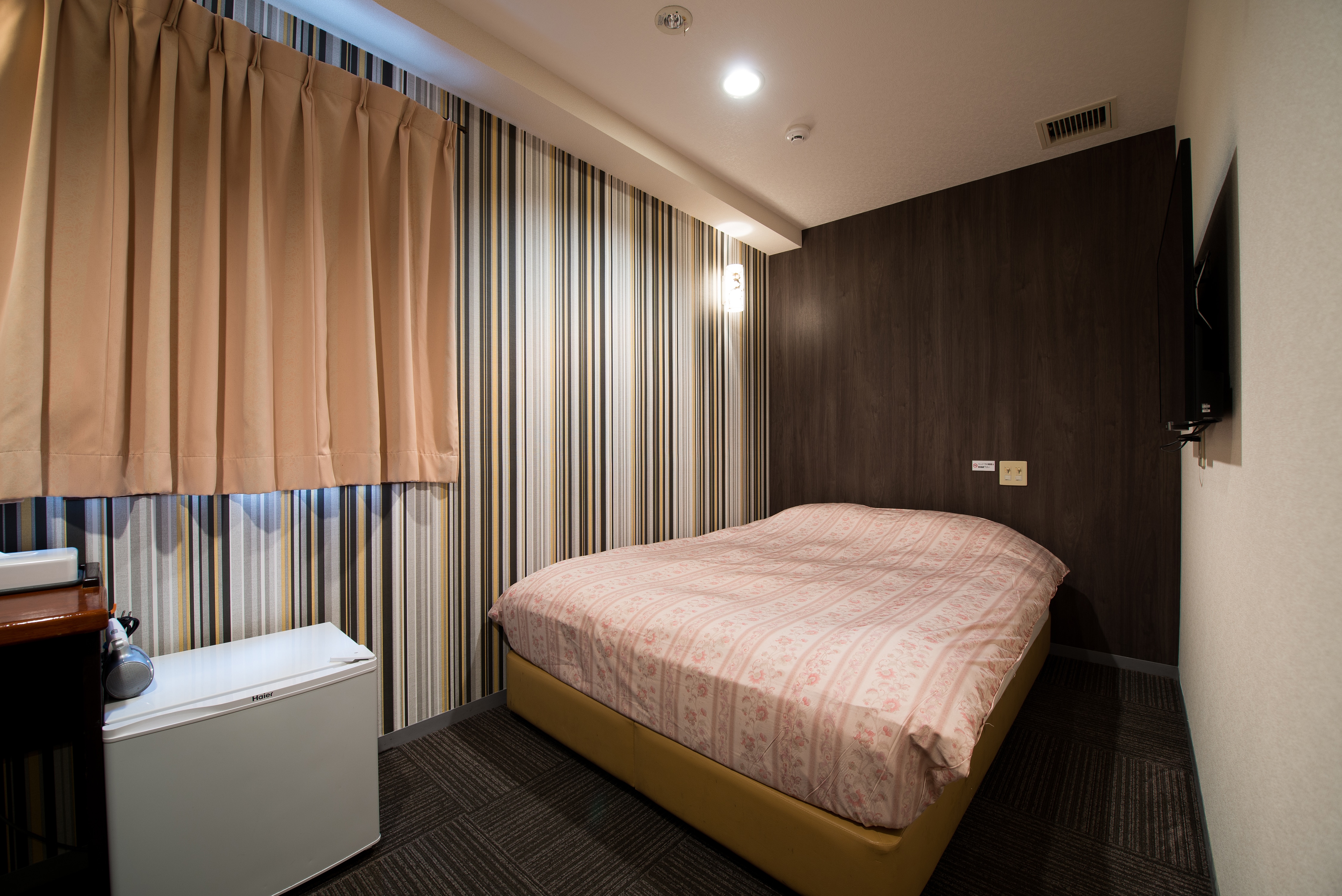 Guest Room 2